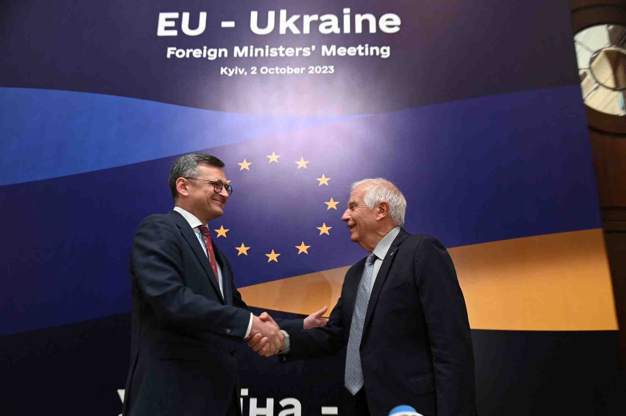 Reunion des ministres des affaires etrangeres de l'ue et de l'ukraine a kyiv
