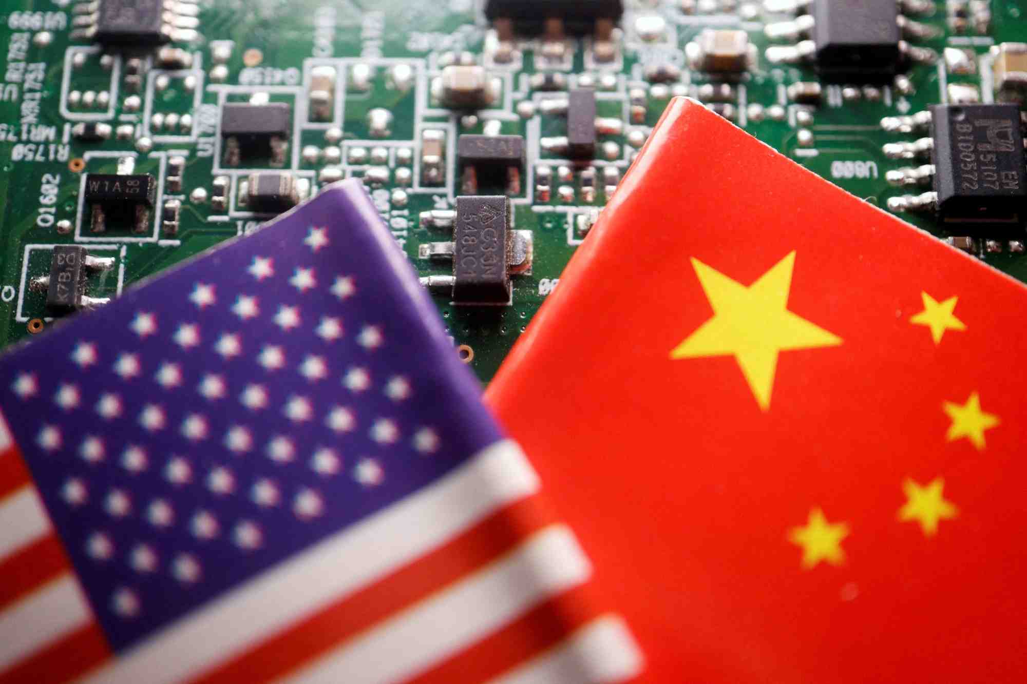 Après les Etats-Unis et la Corée du Sud, c'est au tour de la Chine d'investir des milliards dans le secteur.