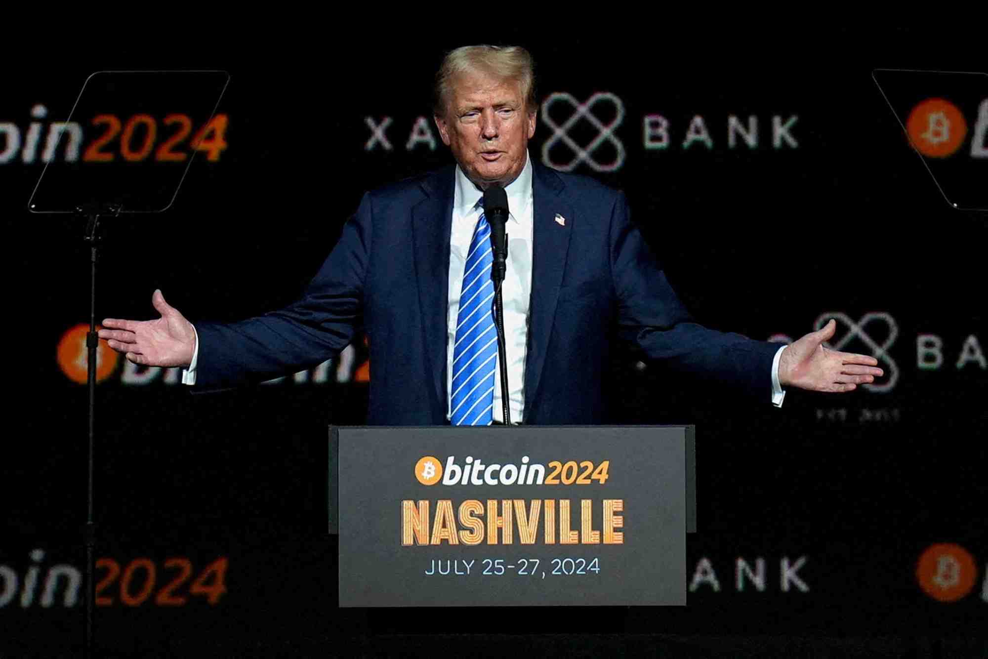 Le candidat republicain a la presidence donald trump assiste a la conference sur les cryptomonnaies a nashville