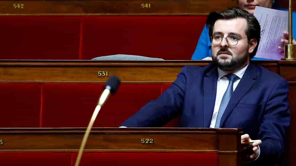 Philippe Brun affirme que l’effort demandé aux collectivités doit être réduit.