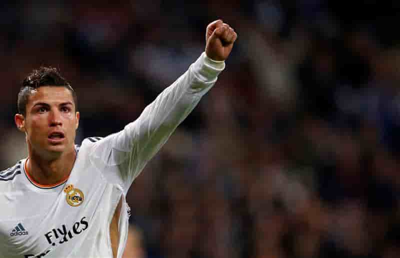 Liga: le Real Madrid domine Séville 7-3 dans un match de feu