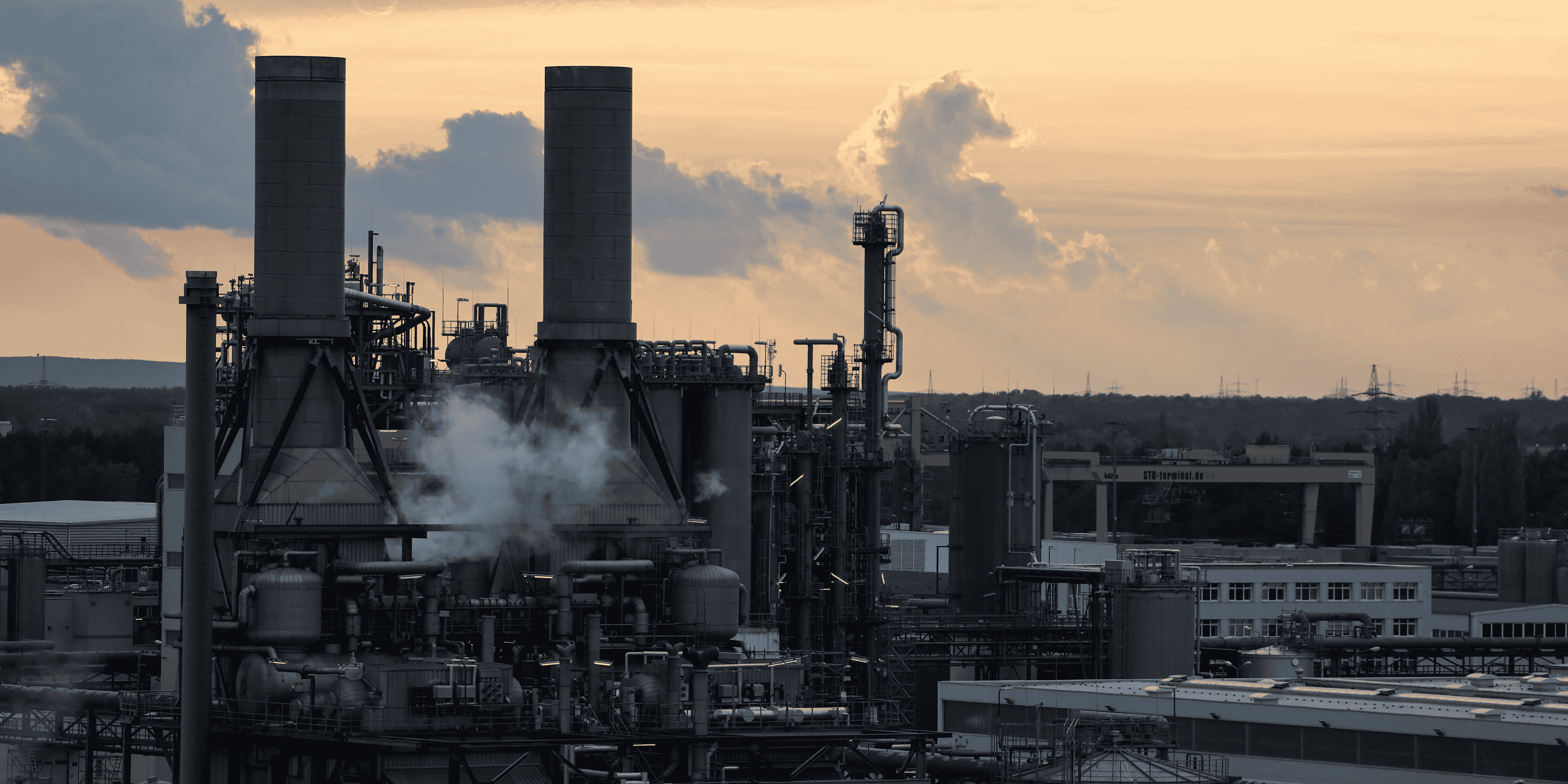 Un complexe industriel de la societe basf a schwarzheide, en allemagne