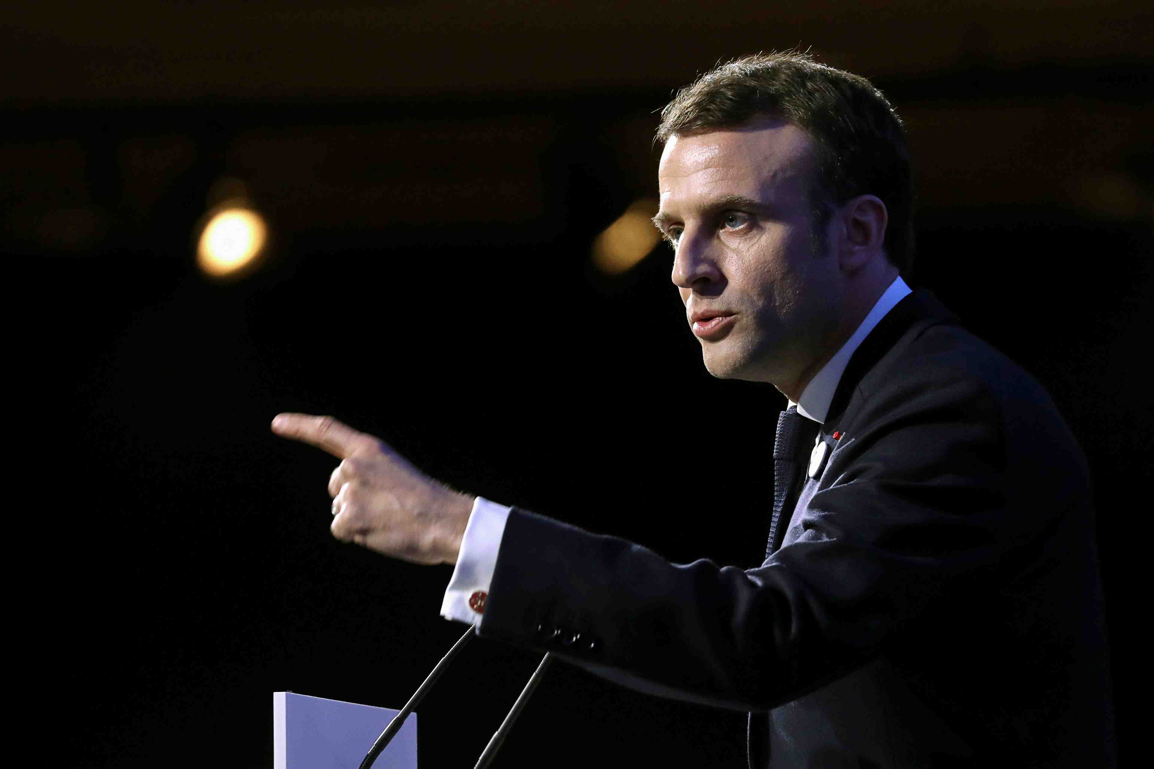 France: macron fustige l'echec des negociations assurance chomage