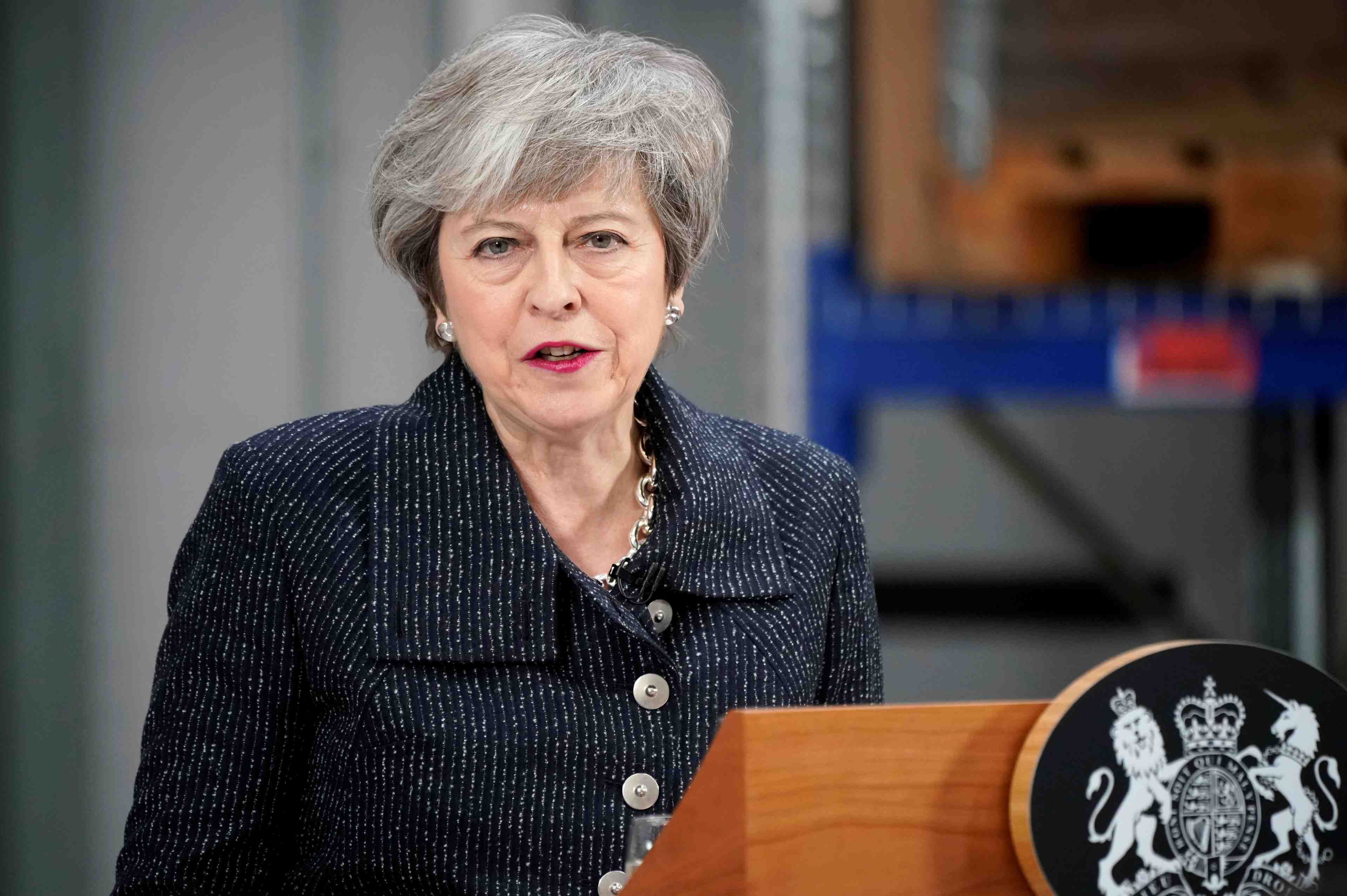 May n'exclut pas un 2e referendum en cas de report du brexit