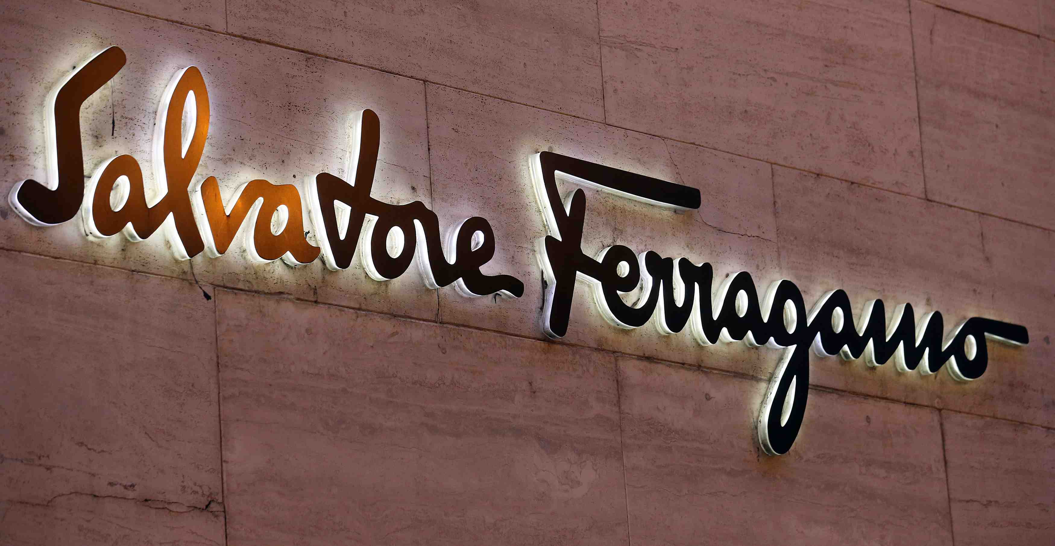 La famille ferragamo envisage de ceder des parts pour relancer le groupe