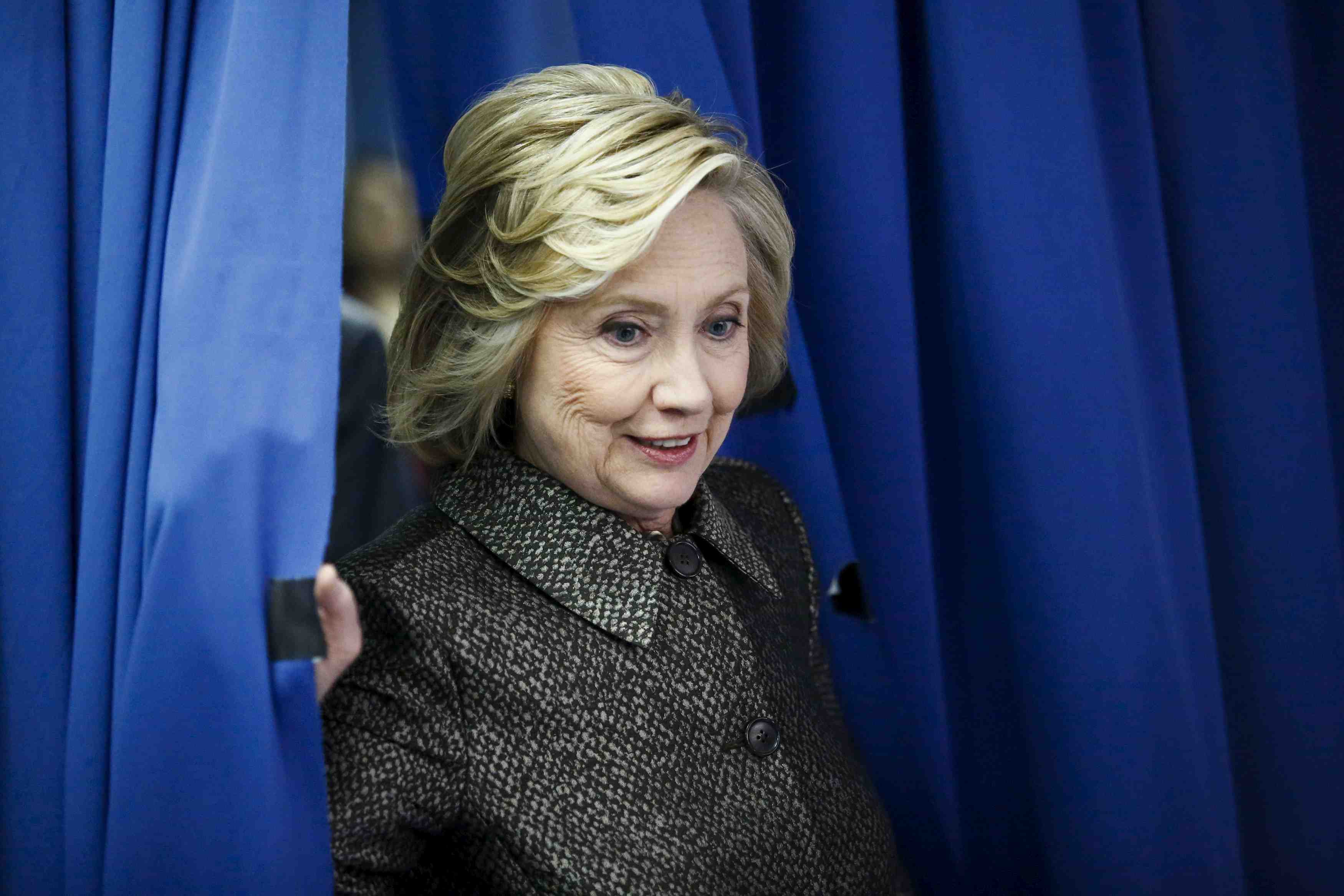 Hillary clinton annoncera dimanche sa candidature a la presidentielle