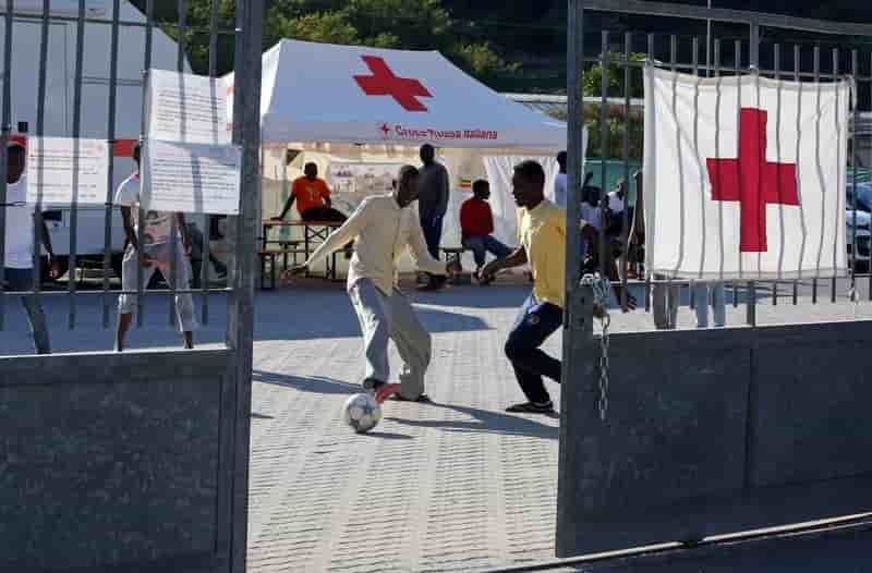 Une application de la croix-rouge pour aider les refugies en italie