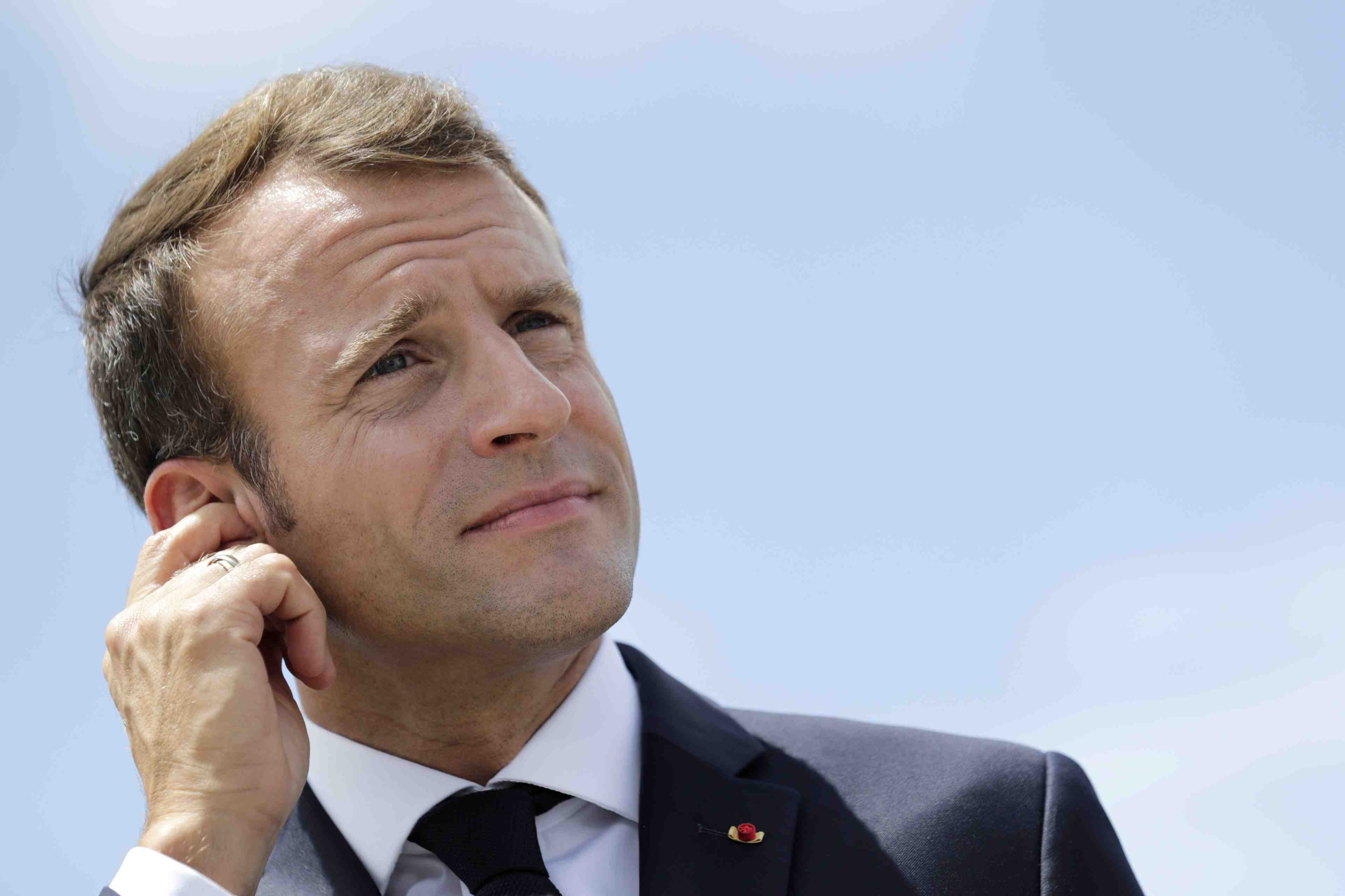 Le recul d'emmanuel macron dans l'opinion se poursuit