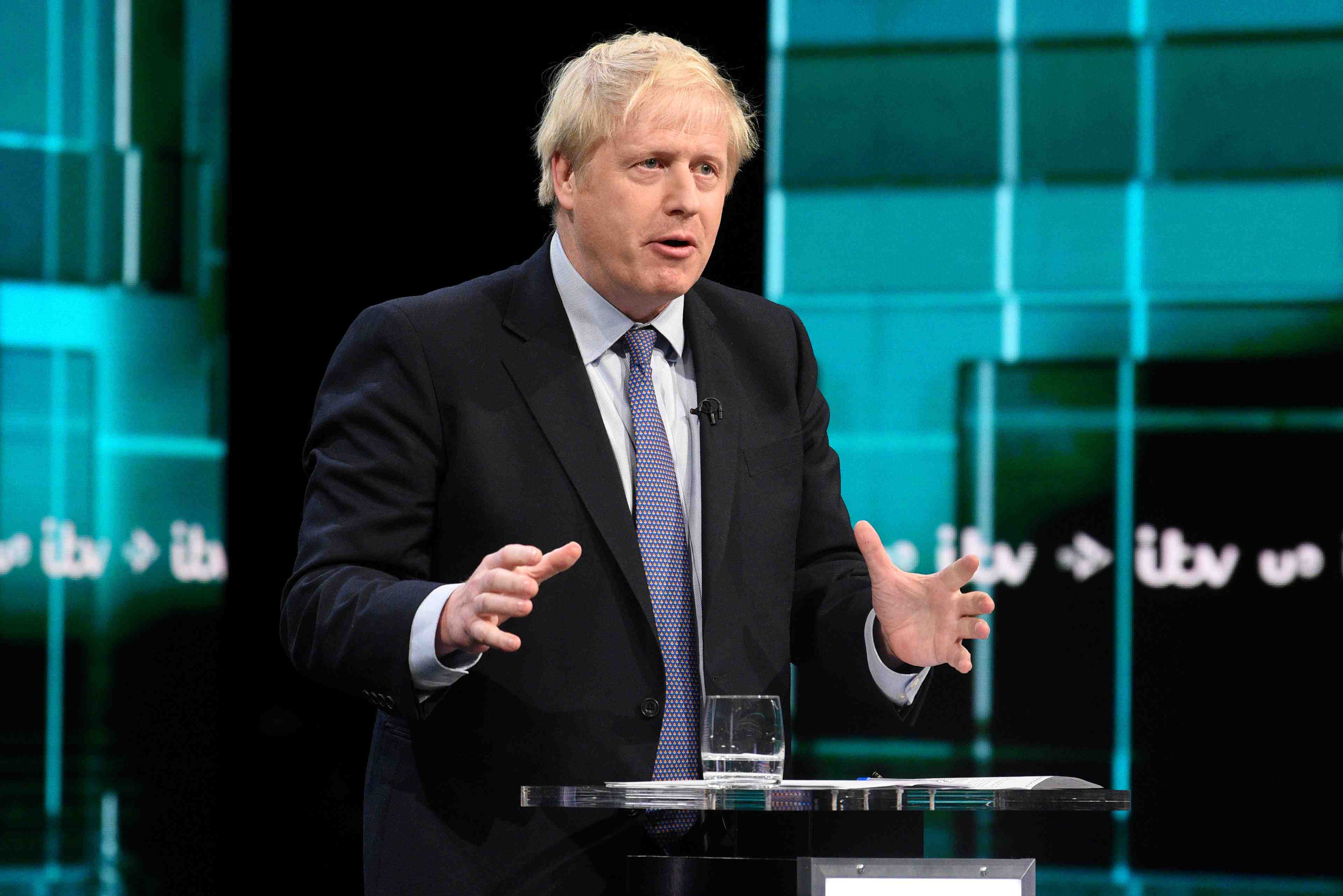 Twitter reproche au parti de boris johnson d'avoir trompe l'opinion