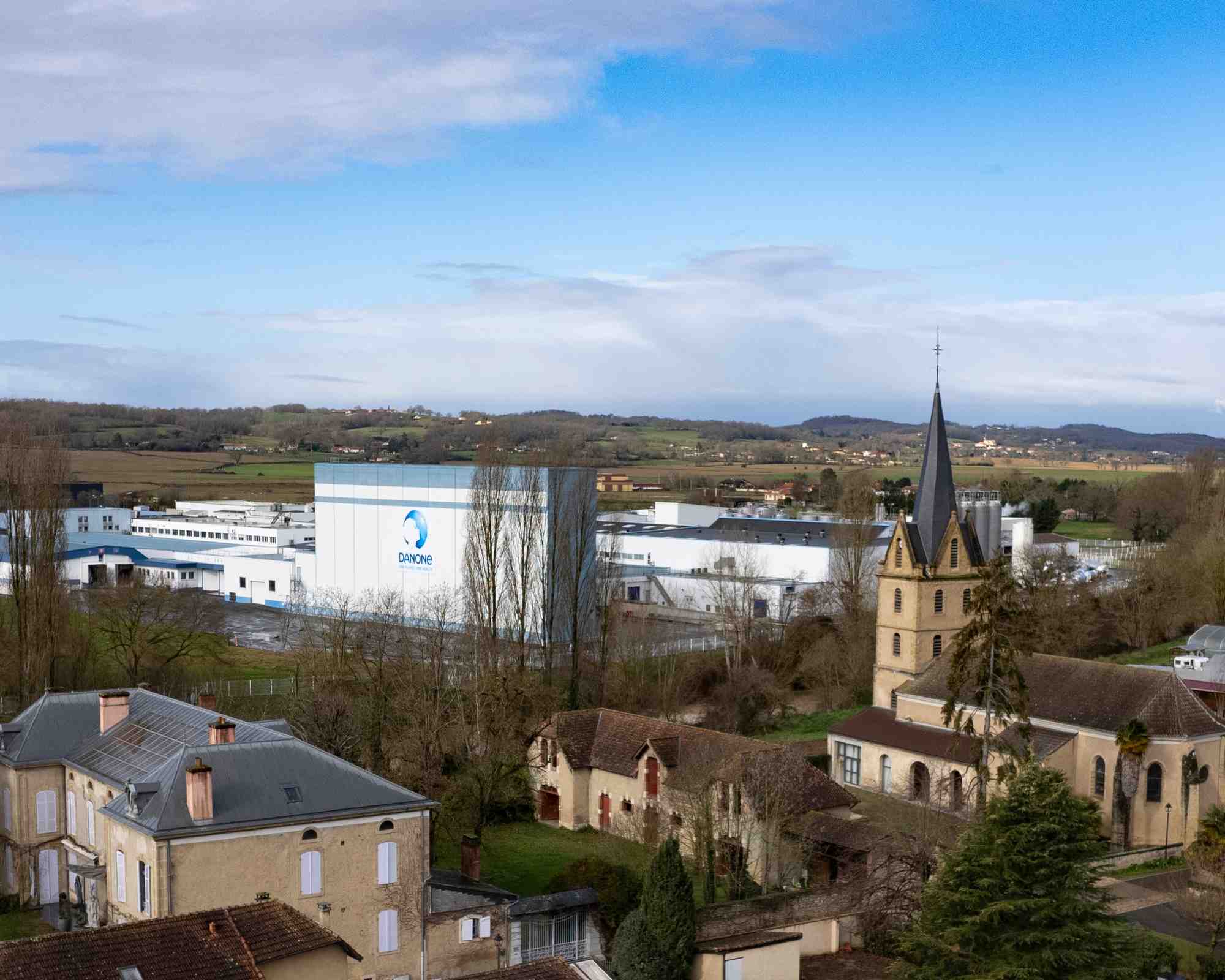 L'usine de Danone à Villecomtal-sur-Arros (Gers) va désormais approvisionner l'Europe en jus d'avoine.