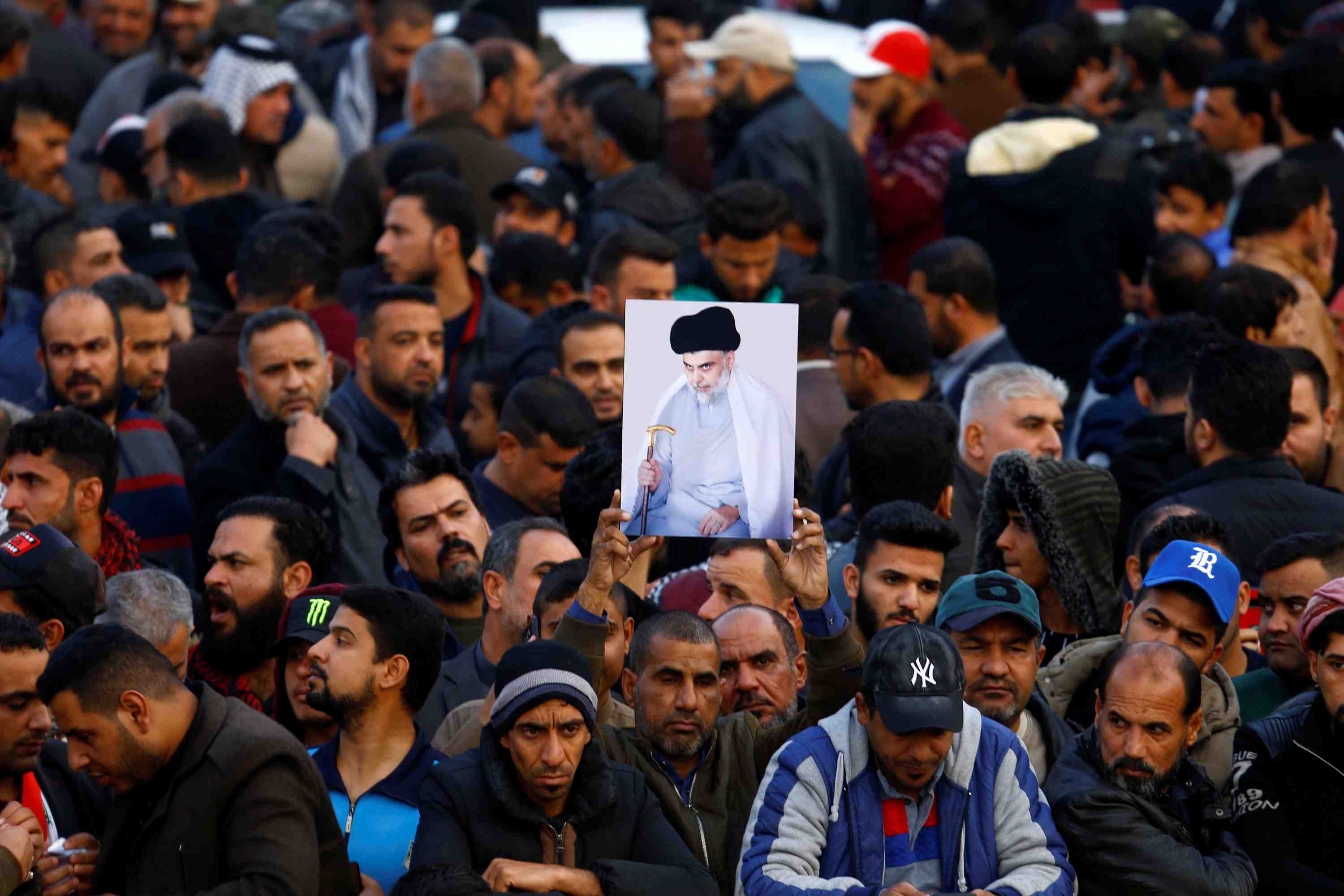 Irak: la maison de moqtada al sadr visee par un obus a nadjaf