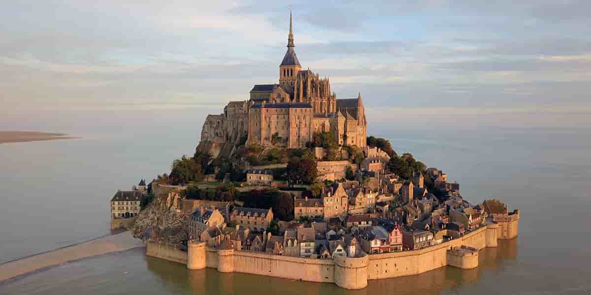 Le mont Saint-Michel.