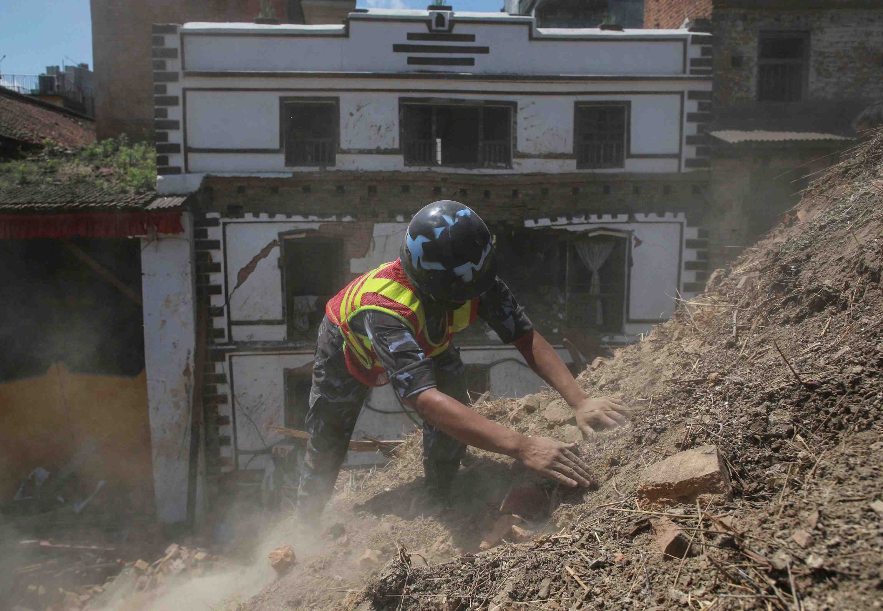 Deux francais parmi les victimes du seisme au nepal