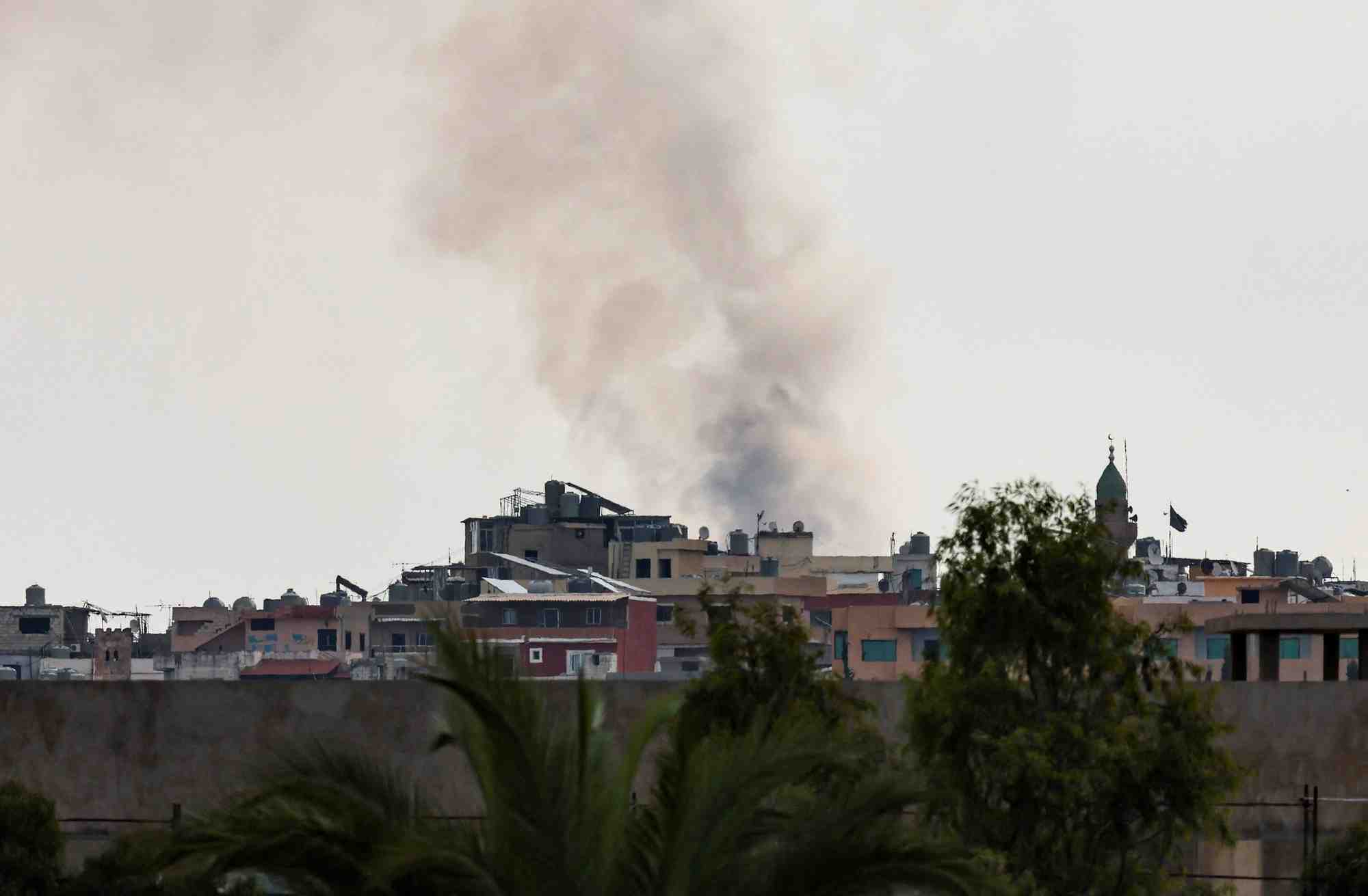 Les hostilites en cours entre le hezbollah et les forces israeliennes dans le sud du liban