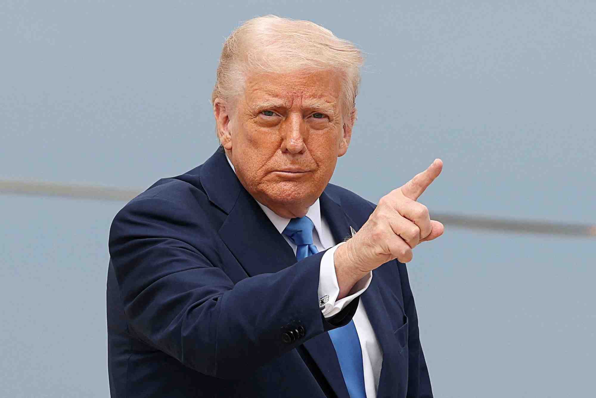 Mercredi soir, Donald Trump a dégainé sa liste des pays et territoires se voyant imposé des droits de douane « réciproques ».
