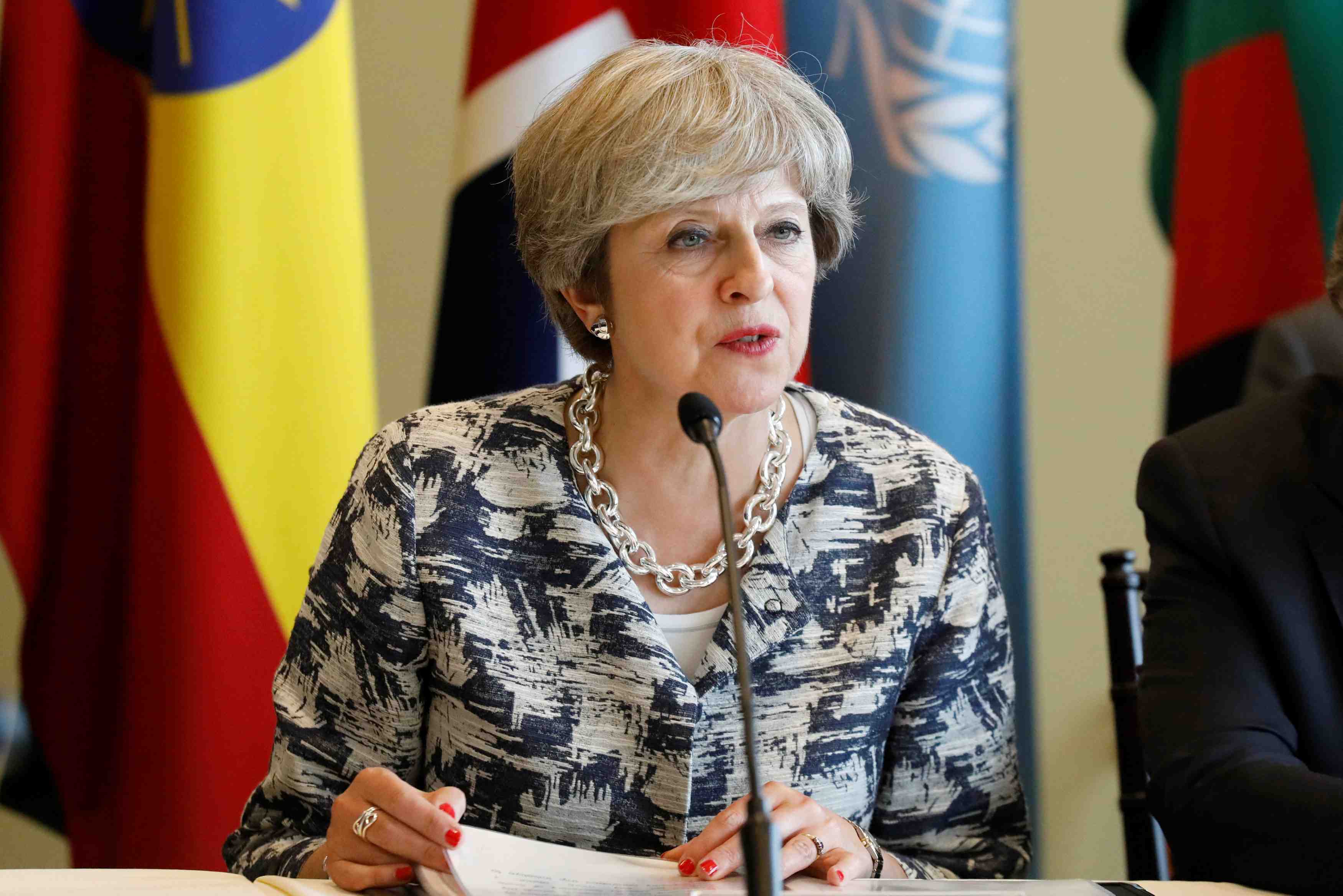Brexit: may va demander une transition de deux ans, selon la bbc