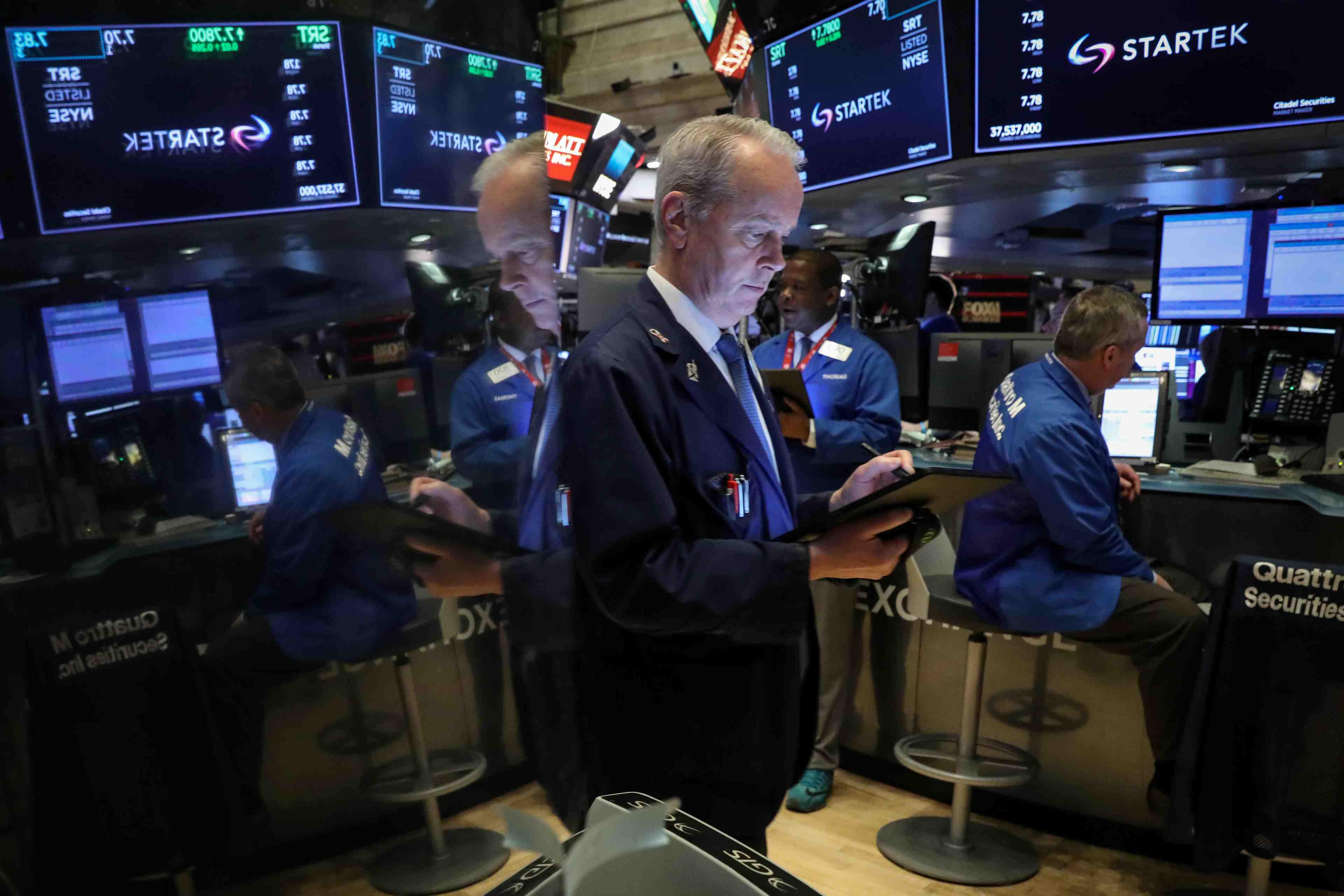 Wall street a fini vendredi dans le rouge