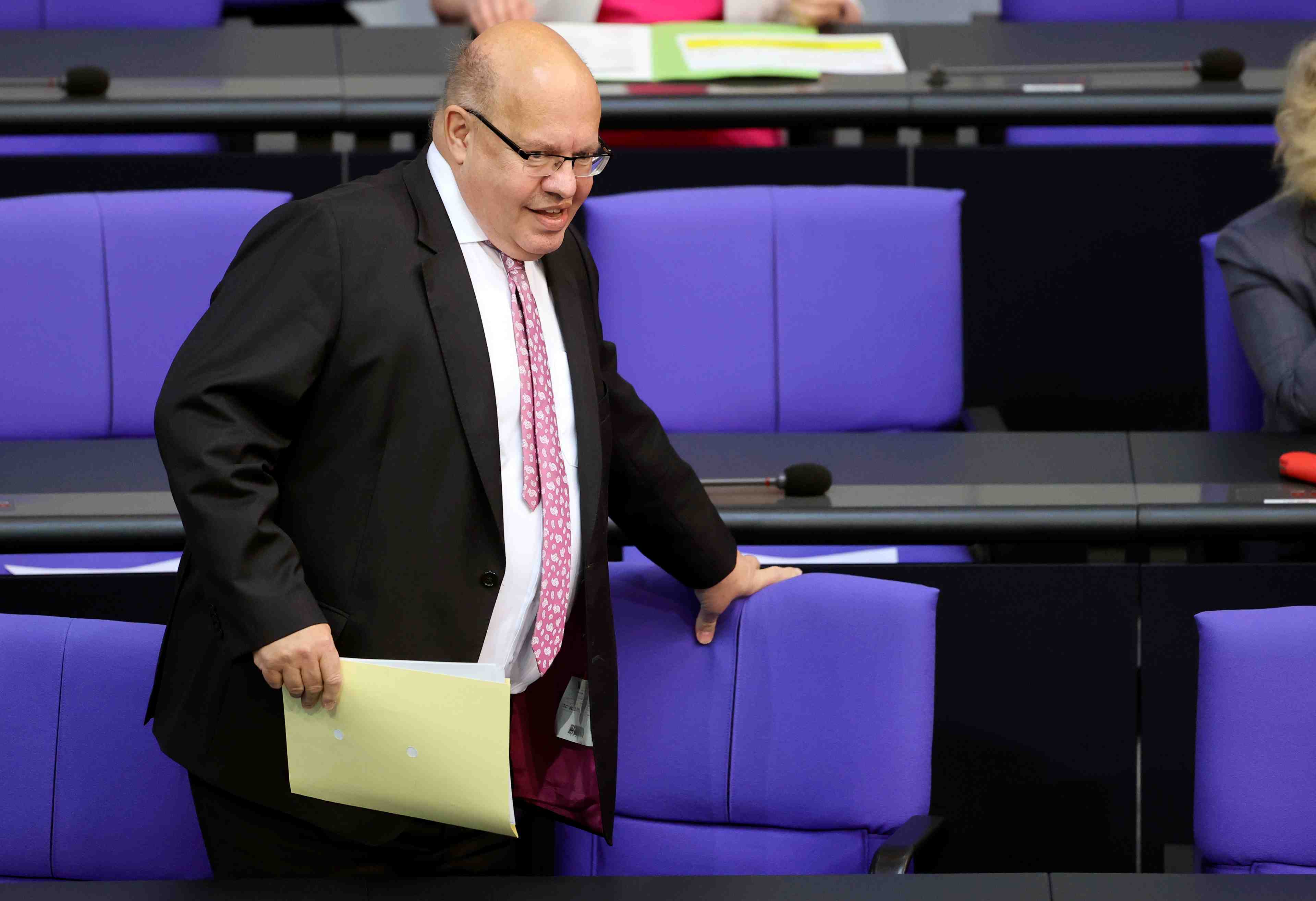 Allemagne: le ministre de l'economie prevoit la reprise des octobre