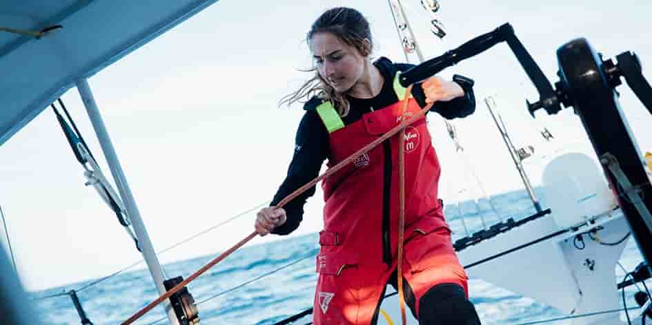 Violette Dorange, sur « DeVenir », participe au Vendée Globe du haut de ses 23 ans.