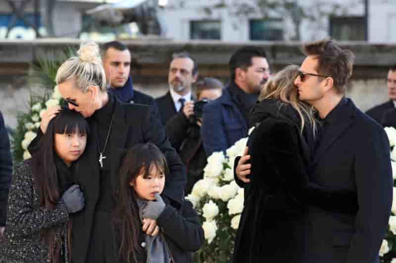 Les avocats de david hallyday demandent un delai