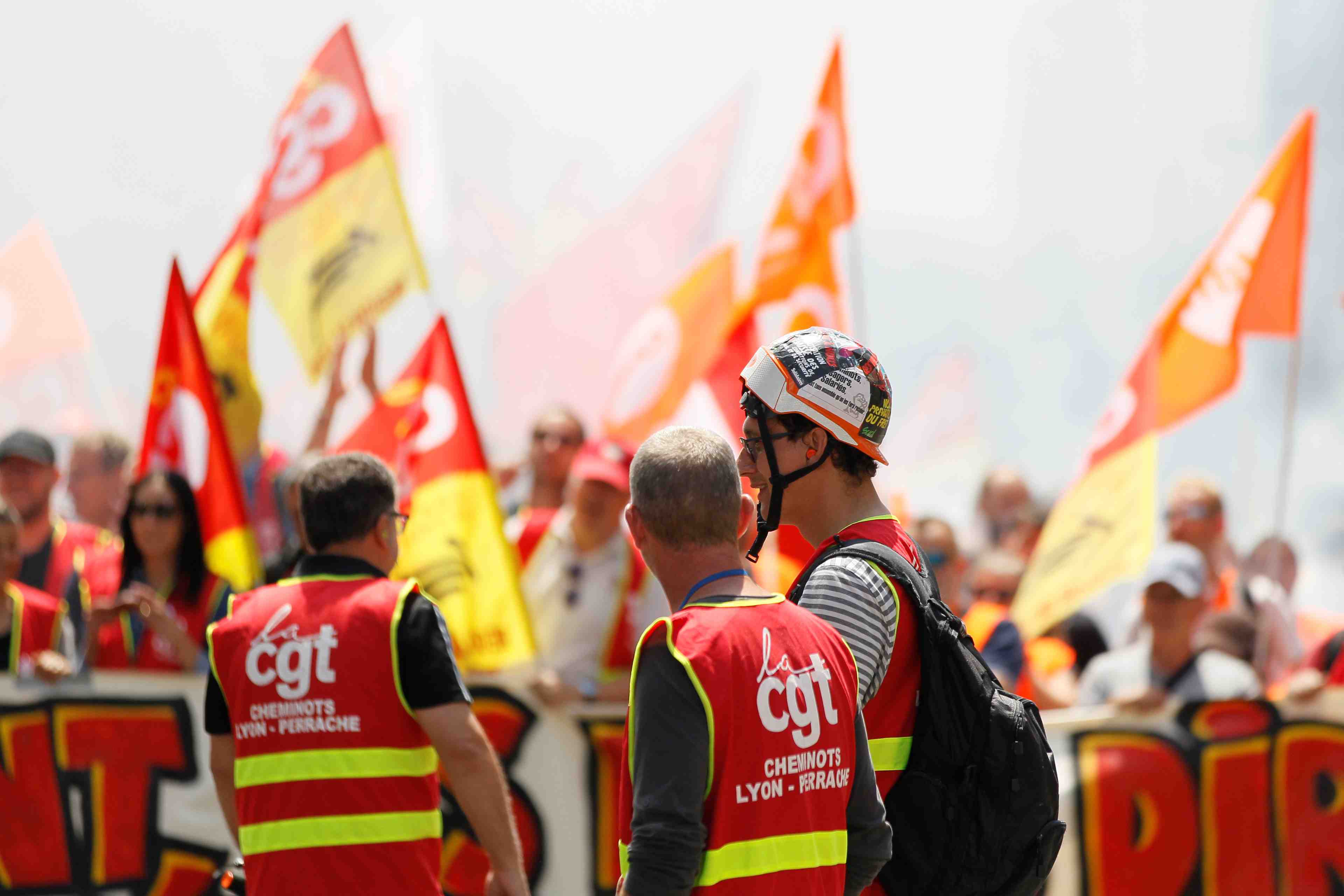 L'intersyndicale des cheminots reportee a mardi