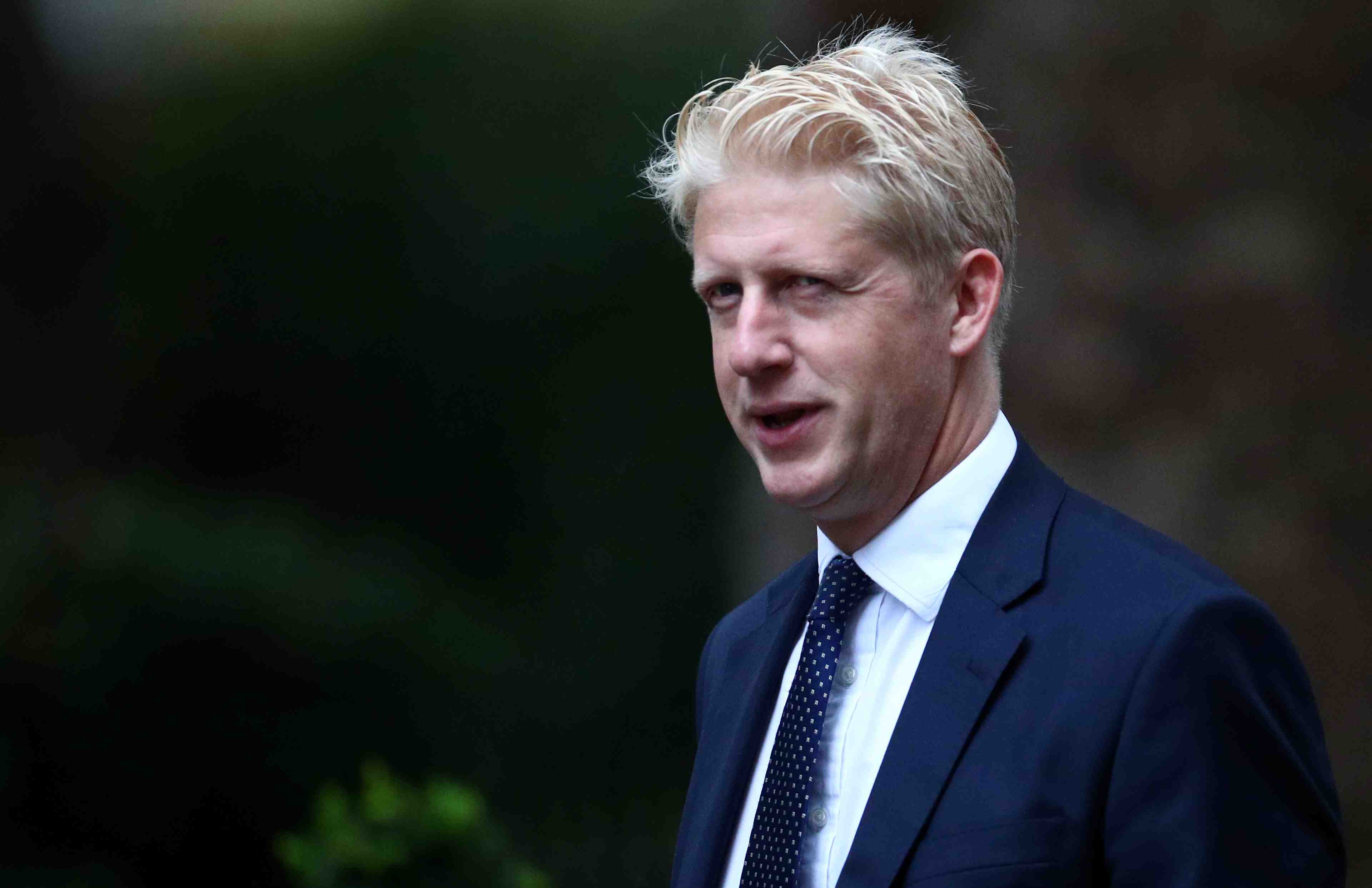 Brexit: le frere de boris johnson demissionne du gouvernement