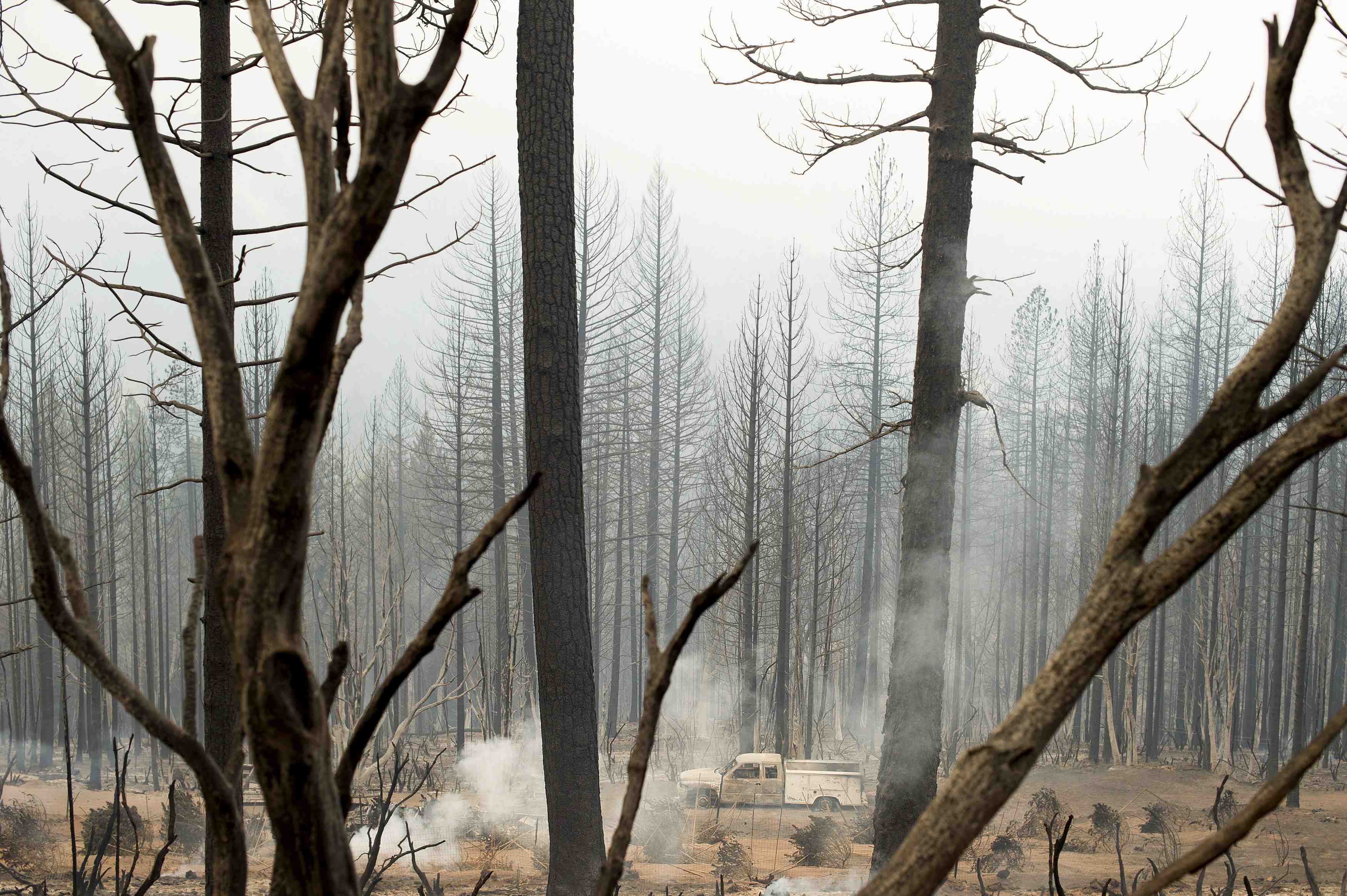 Usa: un feu de foret eclate dans la napa valley, un hopital et des centaines de foyers evacues