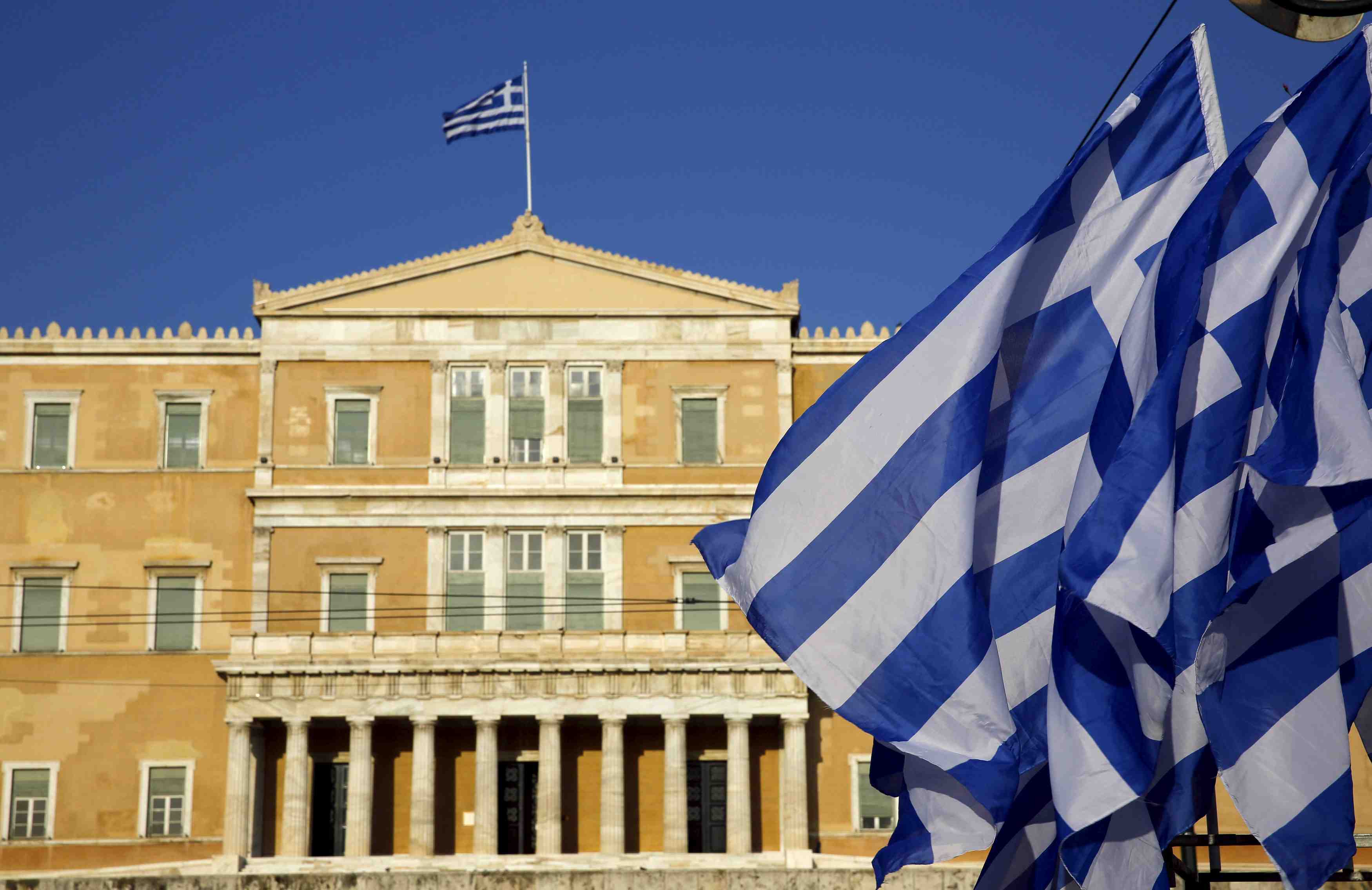 Les creanciers fixent une heure limite a la grece