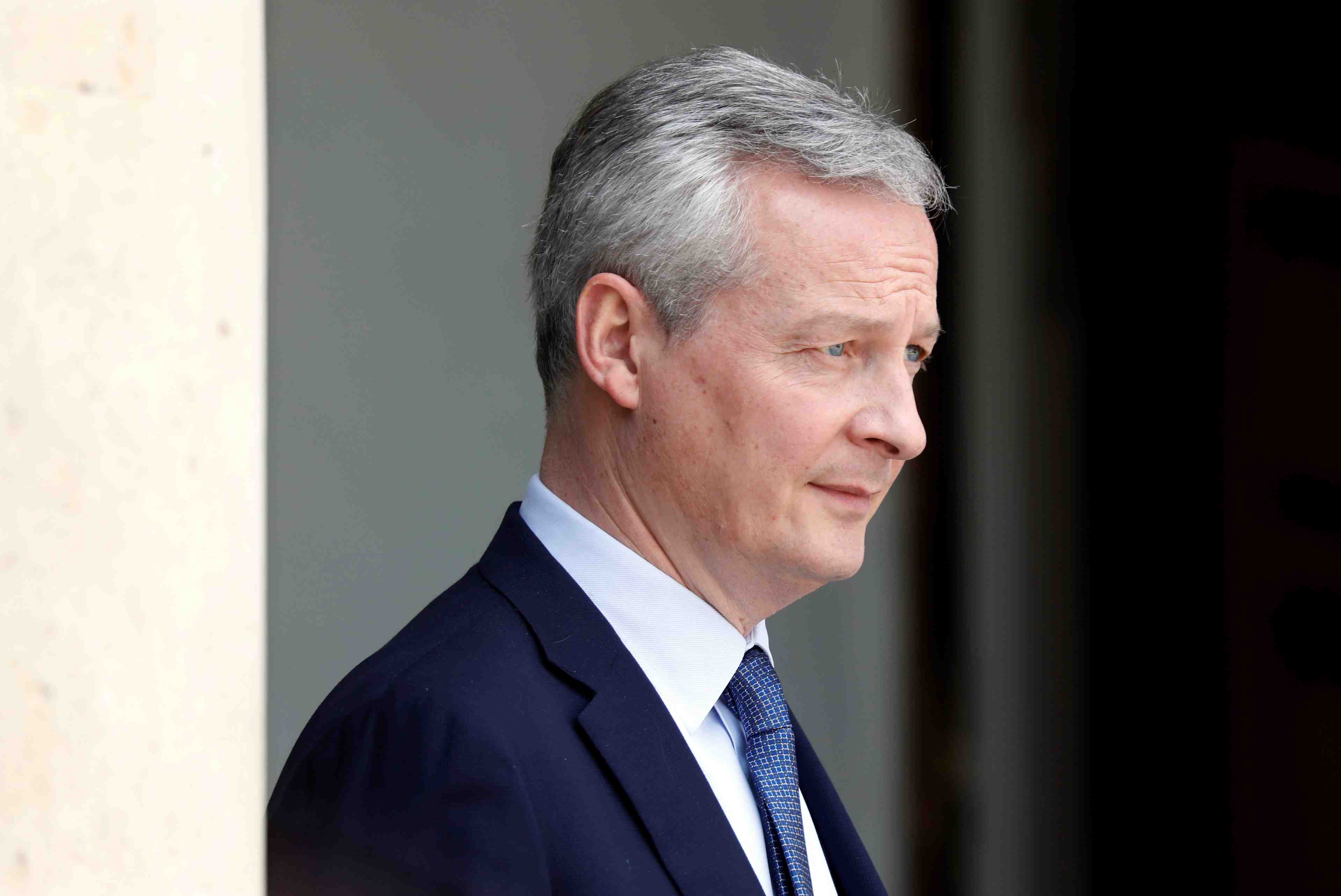 Paris et berlin planchent sur l'avenir de la zone euro, annonce le maire