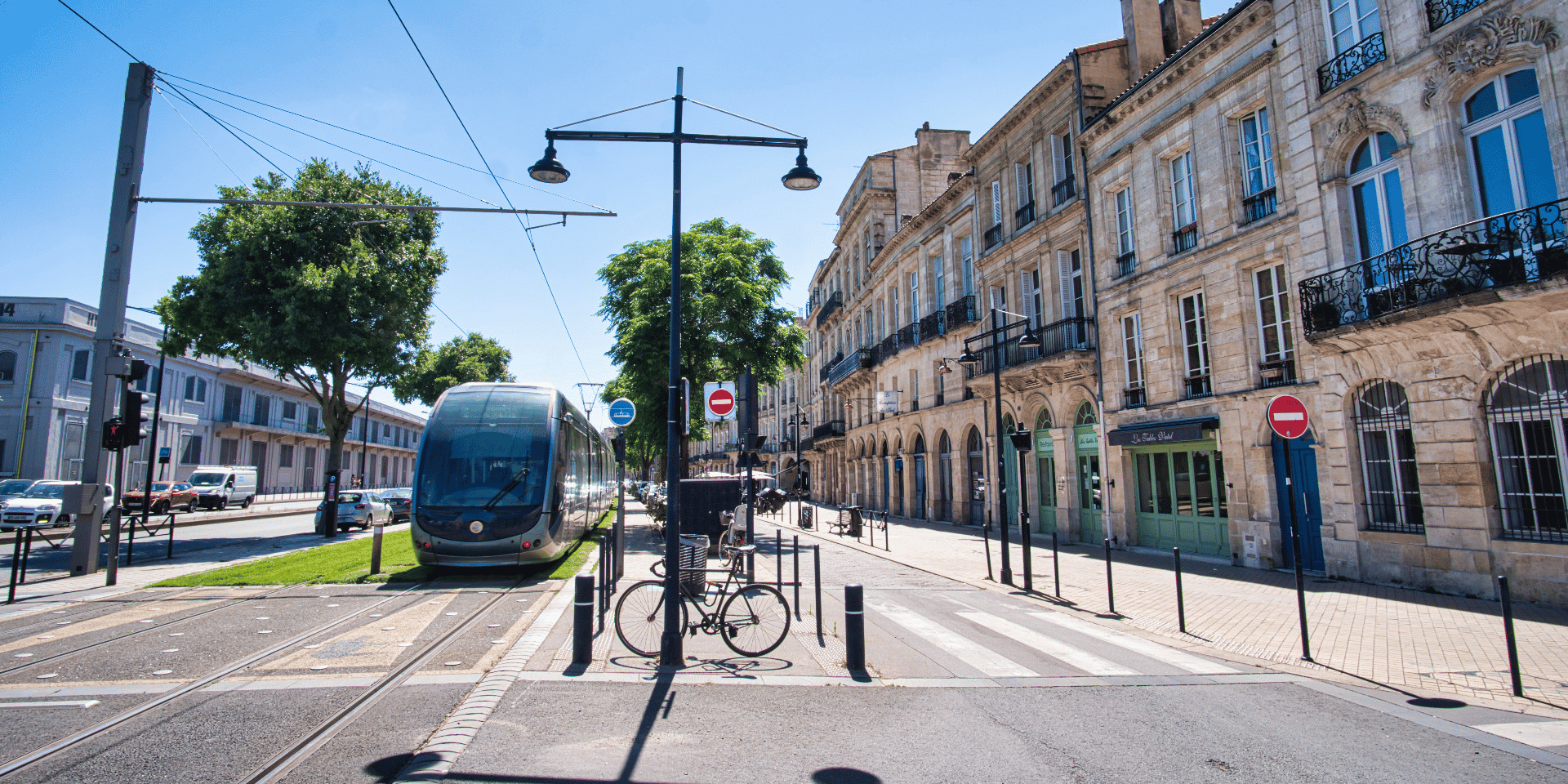 Durement touché par la crise, le marché du bureau est ponctuellement renvoyé au niveau du 1er semestre 2015, tandis que locaux d'activité et entrepôts sont en forte hausse.