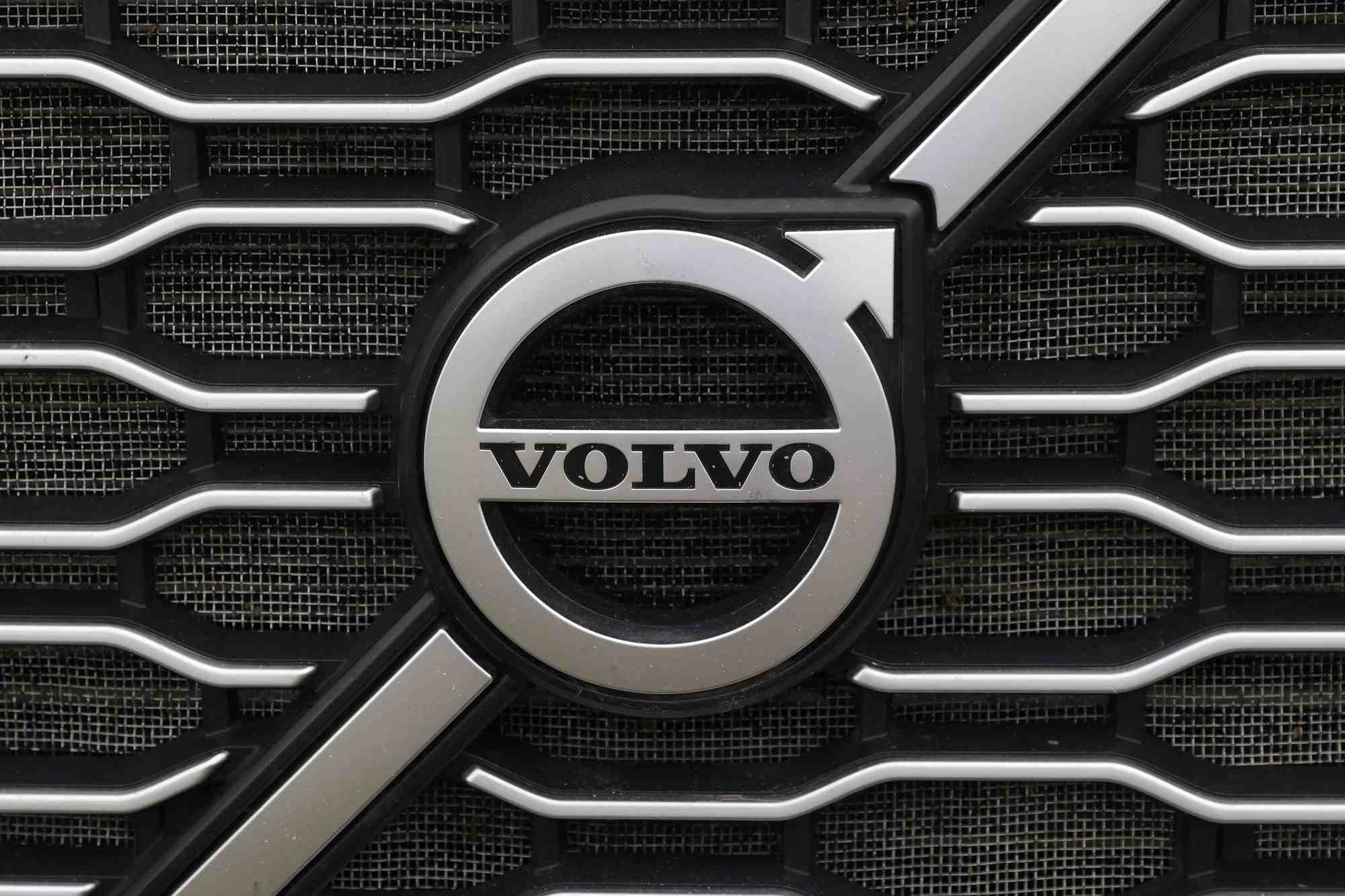 Ab volvo: le benefice au 2e semestre depasse les attentes malgre les perturbations dans la chaine d'approvisionnement