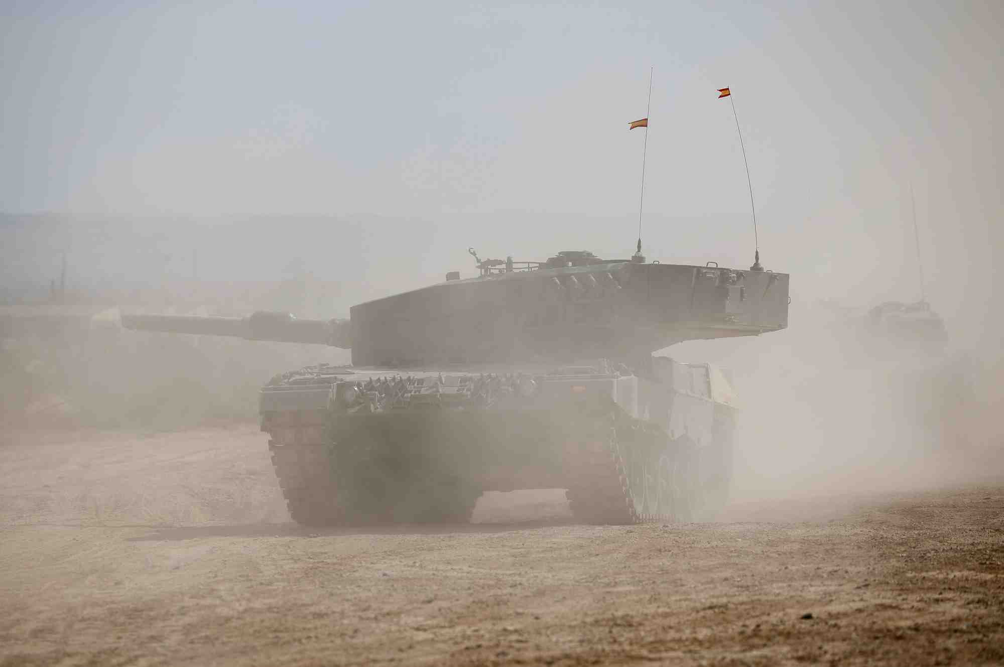 Un char leopard a saragosse en espagne