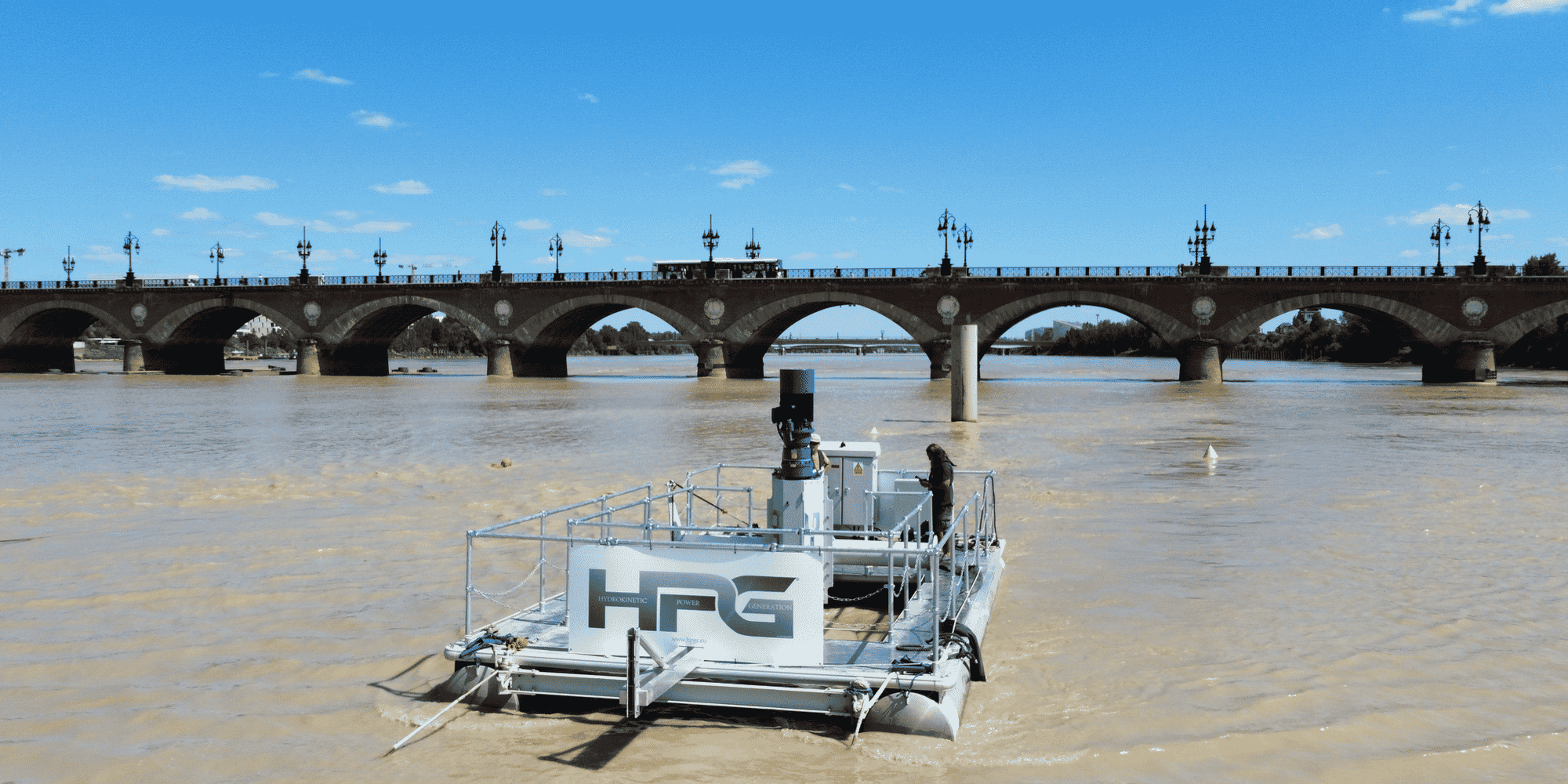 Le site d'essais hydroliens du Pont de Pierre à Bordeaux a été mis en service en 2017.