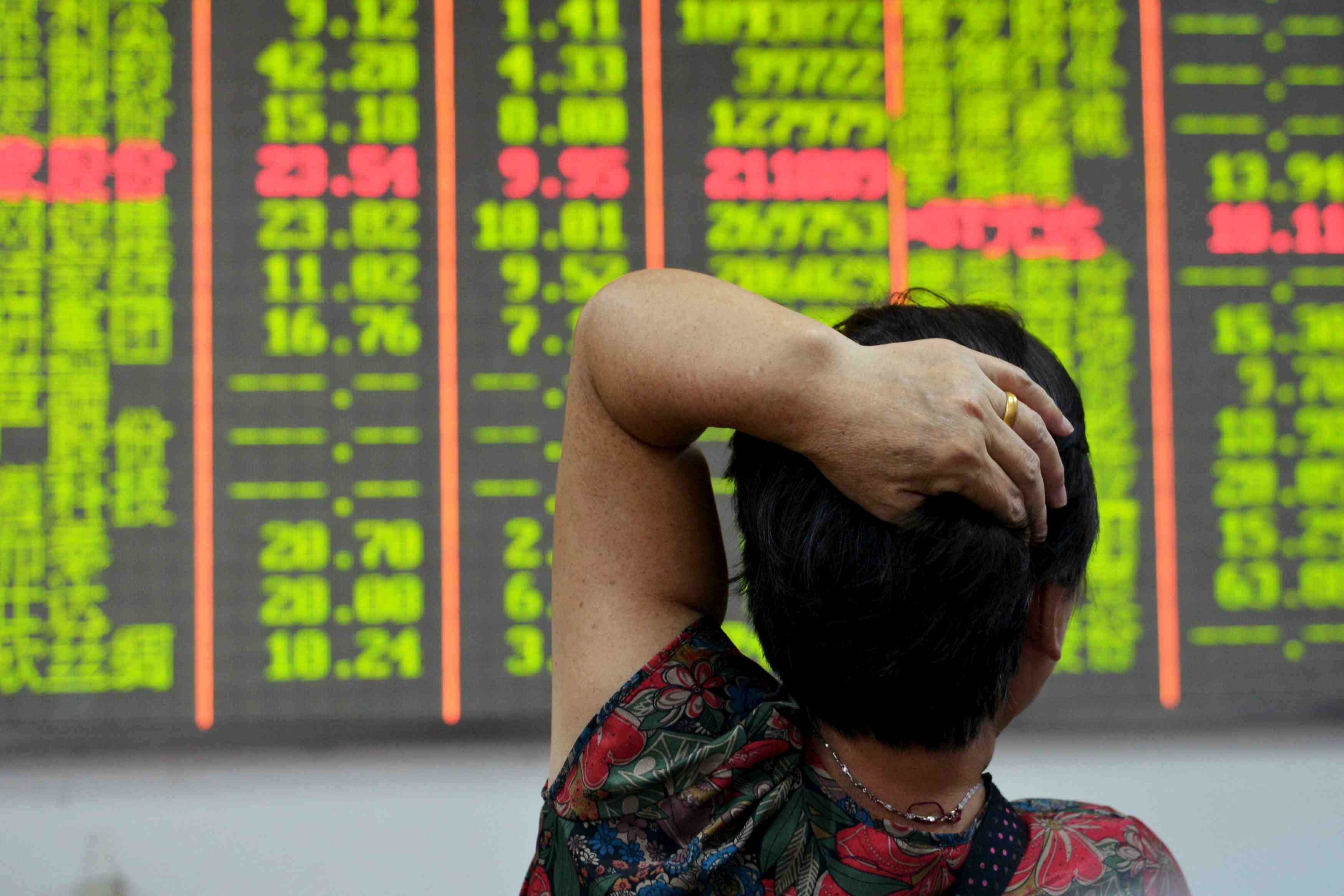 La baisse des marches financiers chinois se poursuit