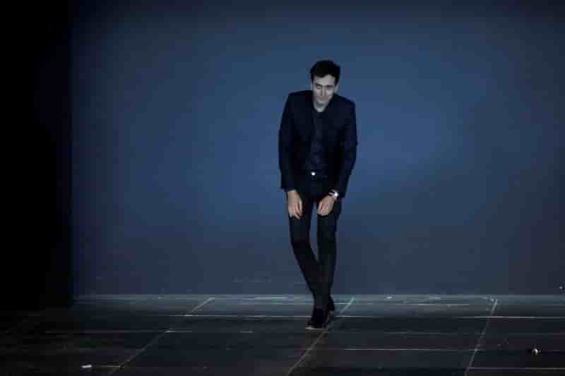 Hedi slimane quitte yves saint laurent