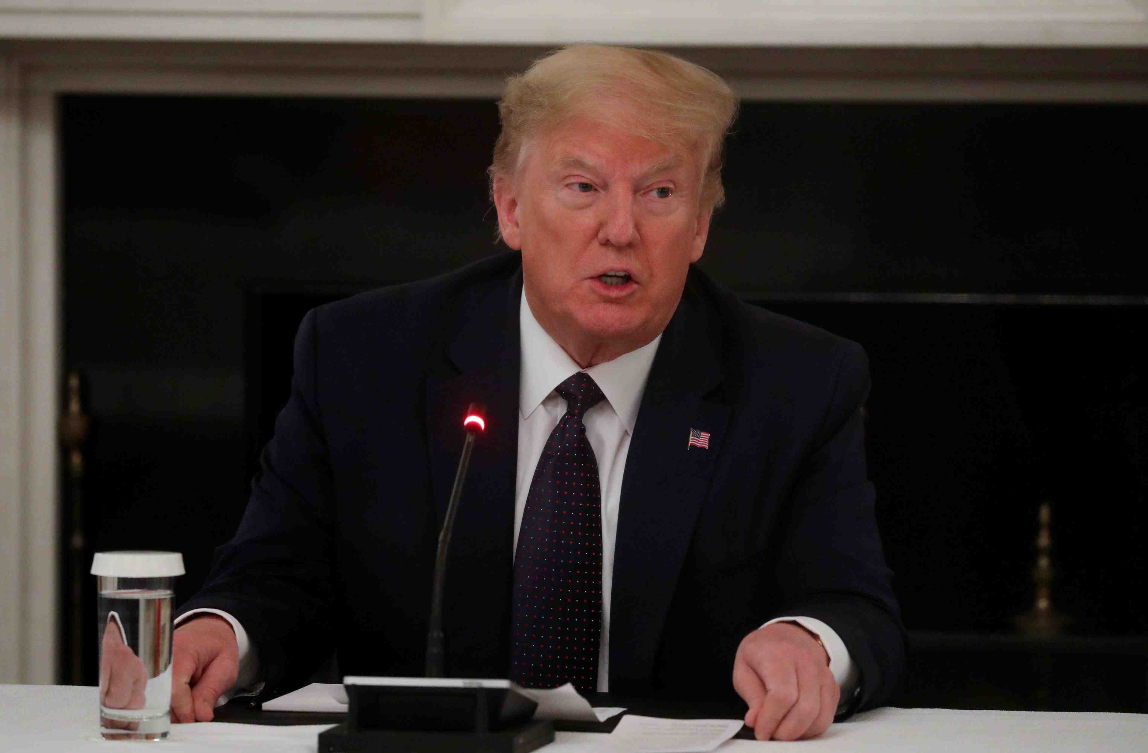 Trump dit prendre de la chloroquine mais n'a aucun symptome du covid-19