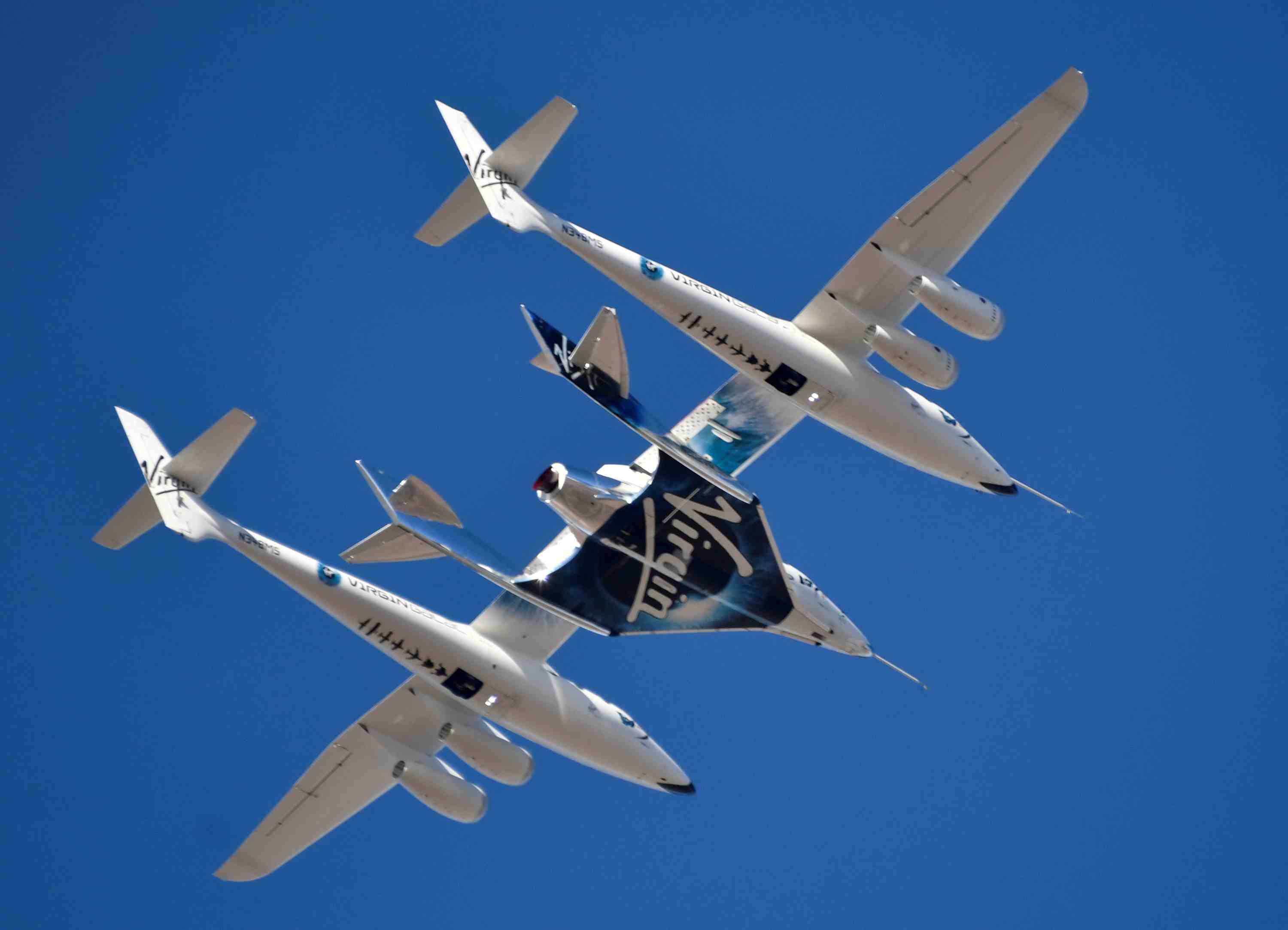 Le vaisseau spatial de virgin galactic cloue au sol par la faa americaine