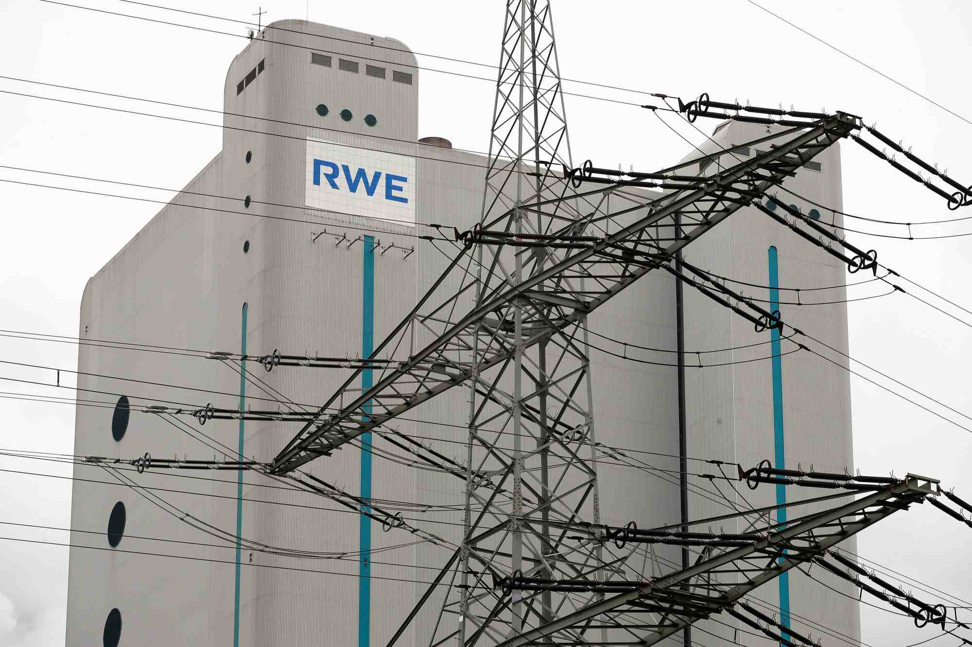Photo de la centrale electrique au lignite de niederaussem de rwe, pres de cologne