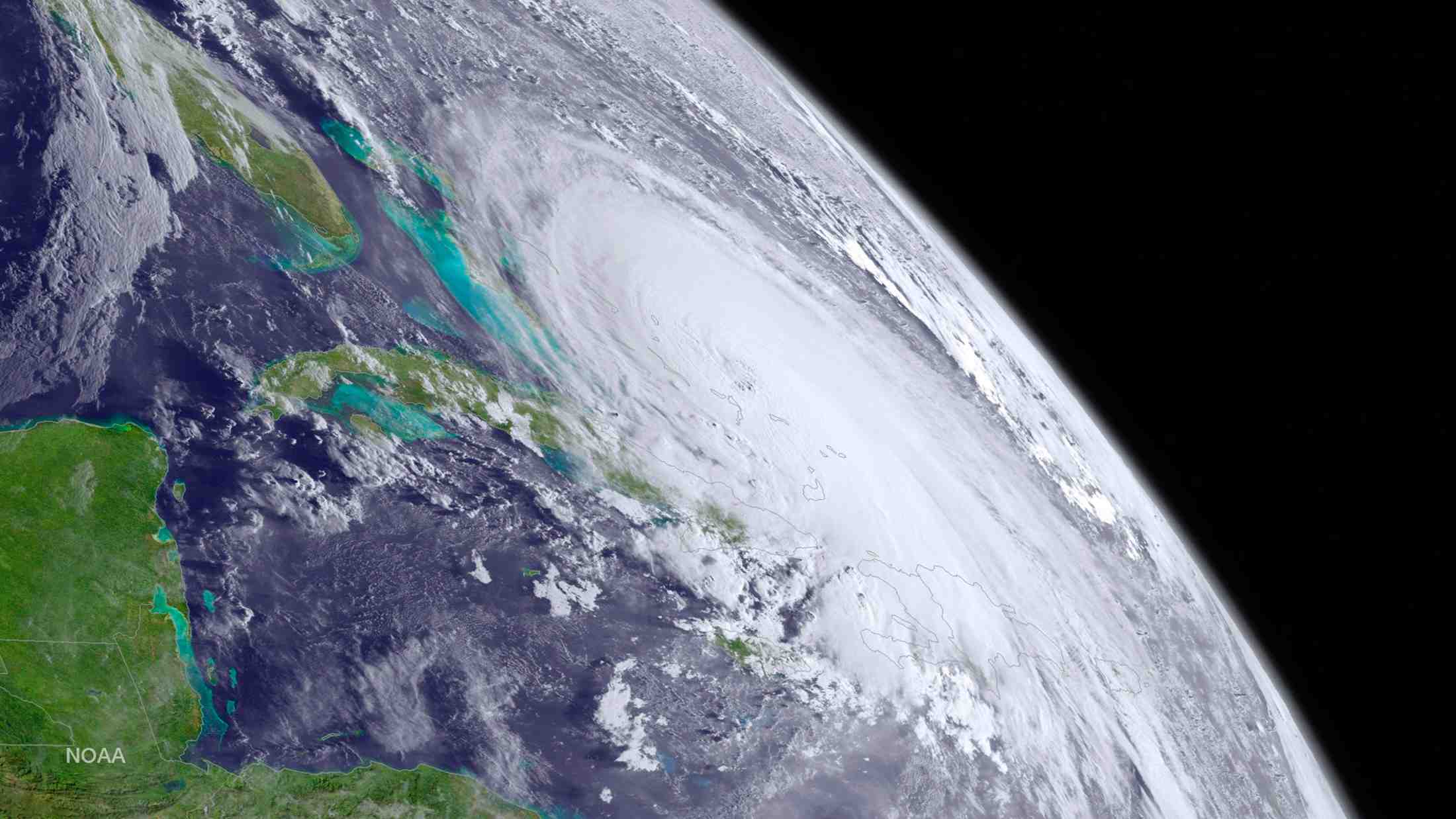 L'ouragan joaquin forcit