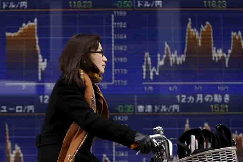 Tokyo finit en hausse de 0,11%