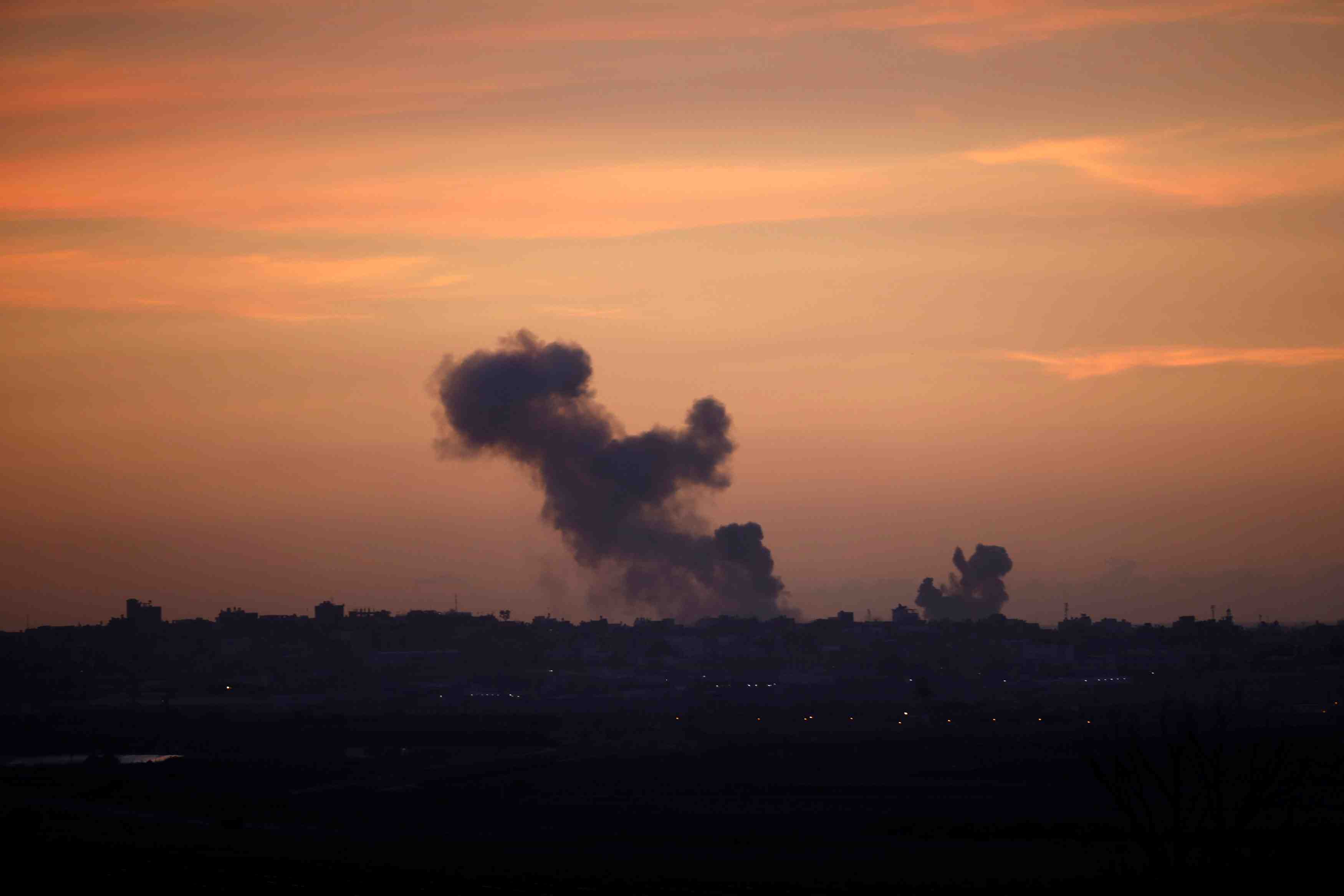Israel frappe gaza apres des tirs de mortier