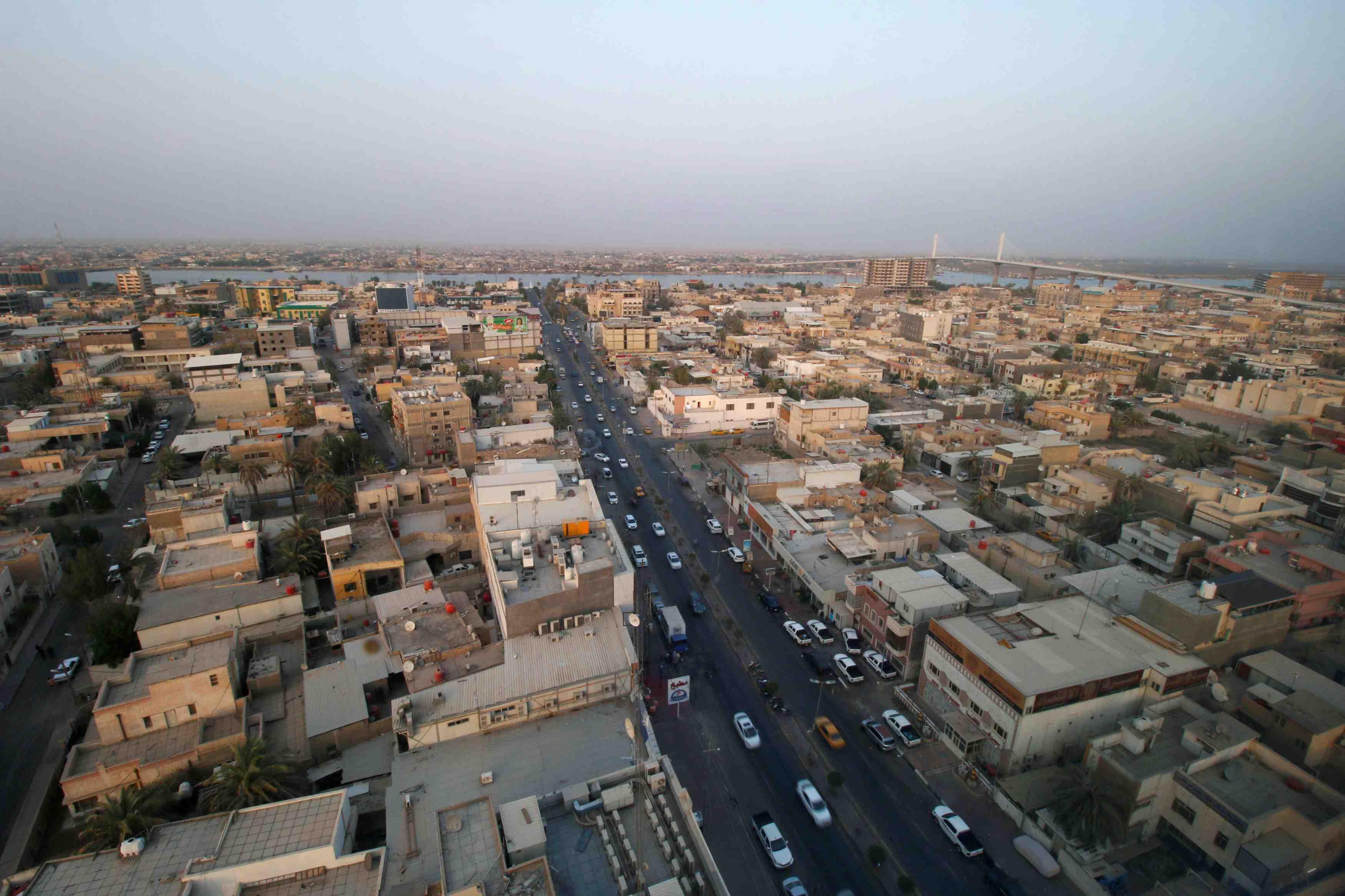 Les etats-unis ferment leur consulat a bassorah en irak