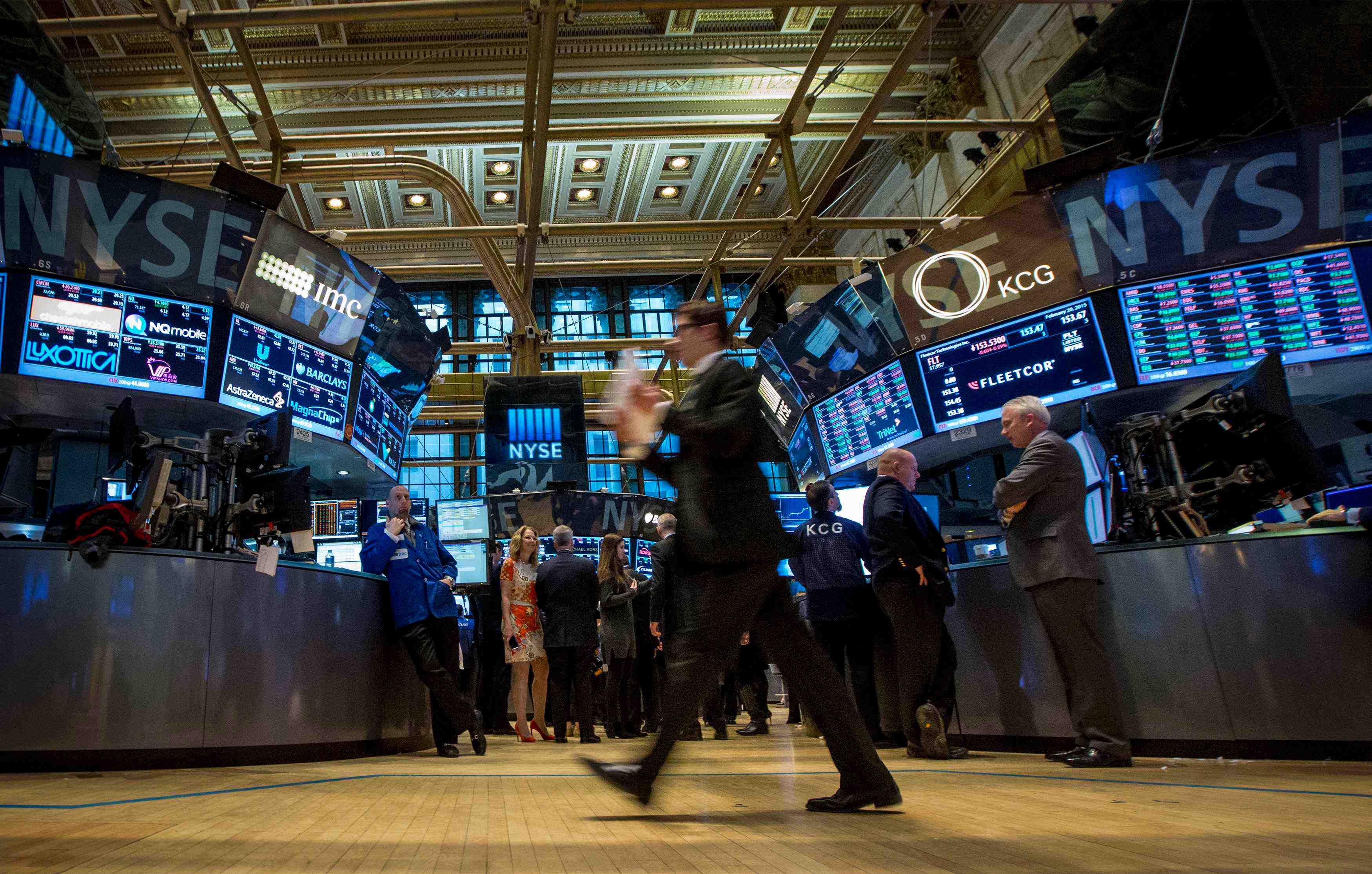 Apres une semaine d'attentisme, wall street devrait ceder a la volatilite