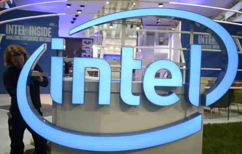 Intel annonce a la maison blanche une nouvelle usine de 7 milliards de dollars