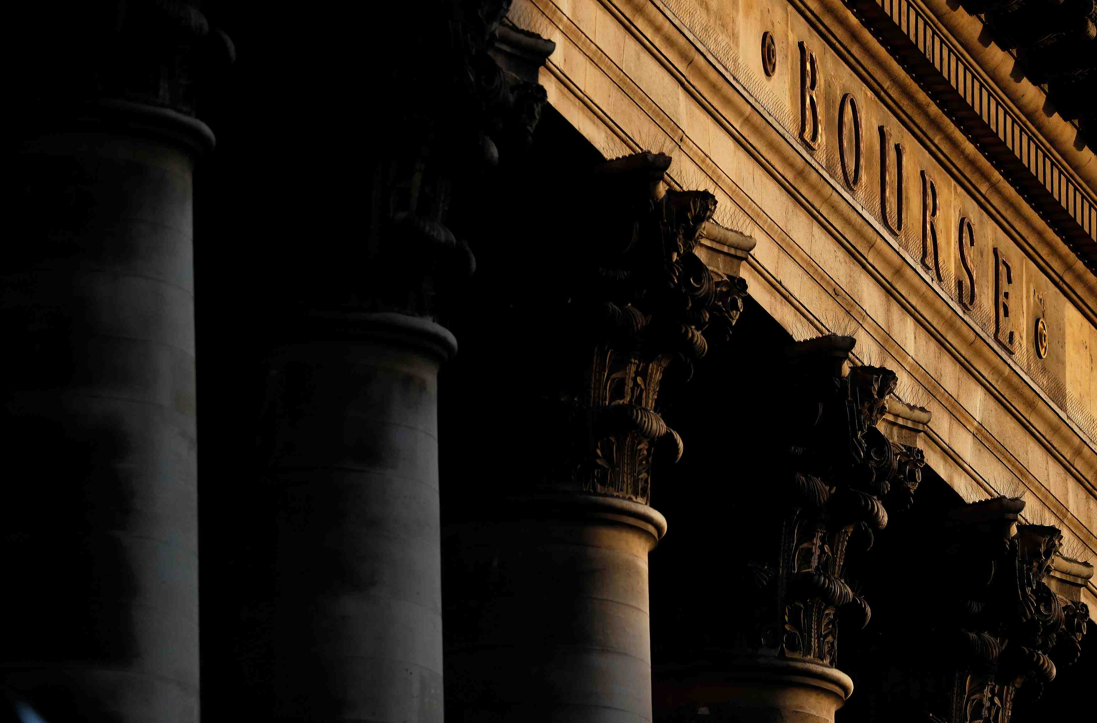 Les principales bourses europeennes reculent en debut de seance