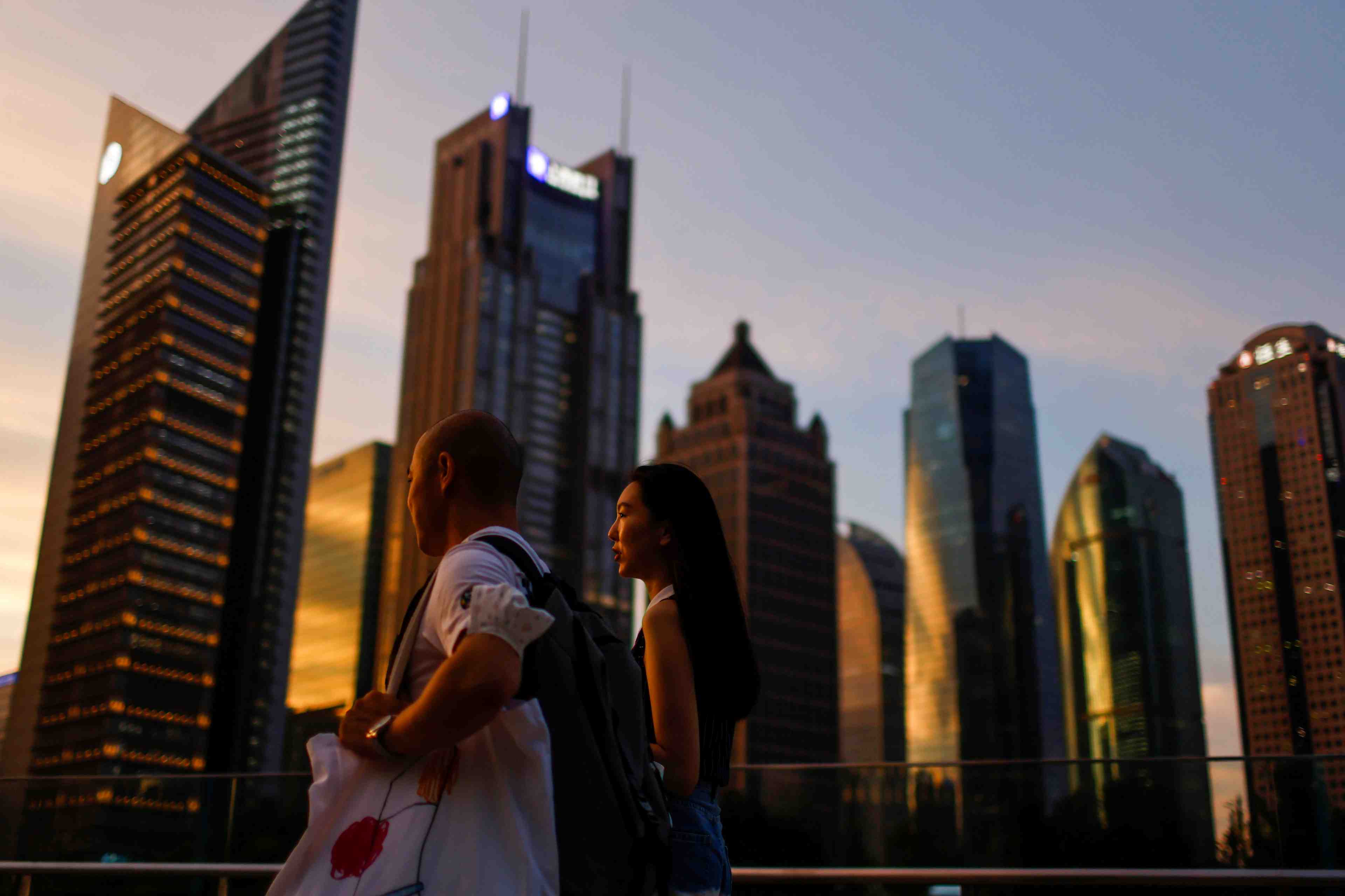 Chine: l'activite dans les services se contracte en aout