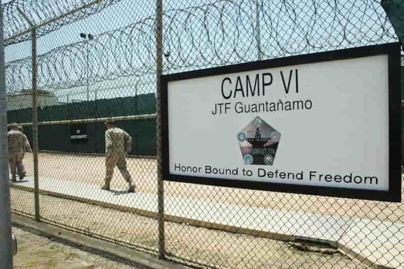 Arrivee en france d'un ex-detenu francais a guantanamo