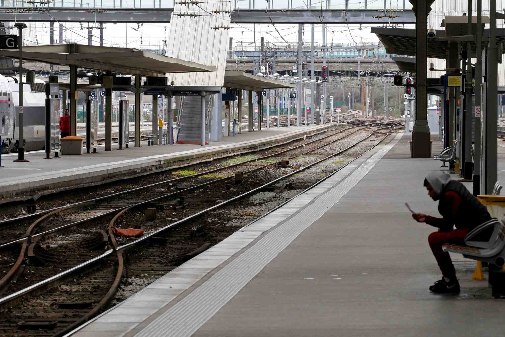 Peu de trains, forte mobilisation contre la reforme de la sncf