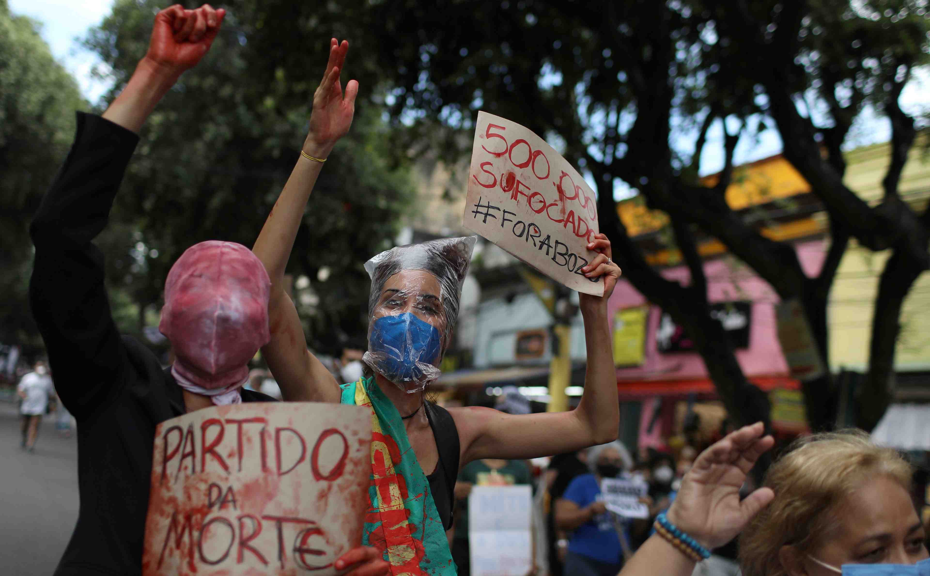 Manifestations au bresil contre la gestion du covid par bolsonaro