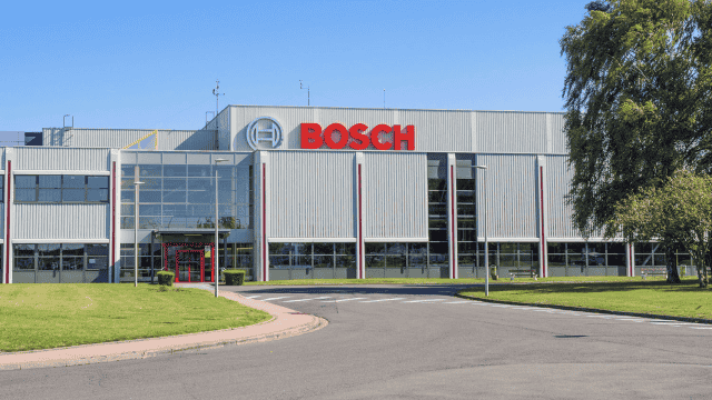 Le groupe Bosch a confirmé la fermeture définitive de son usine normandie de Mondeville (en photo) à l'été 2026.